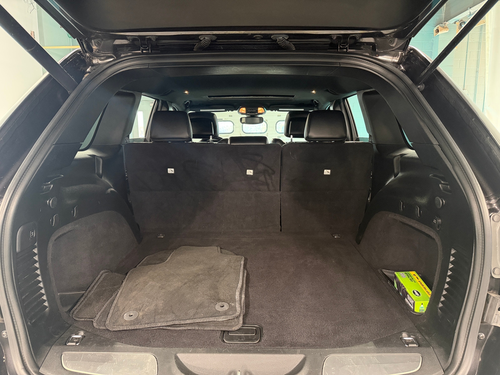 Thumbnail: 2019 Jeep Grand Cherokee - 6