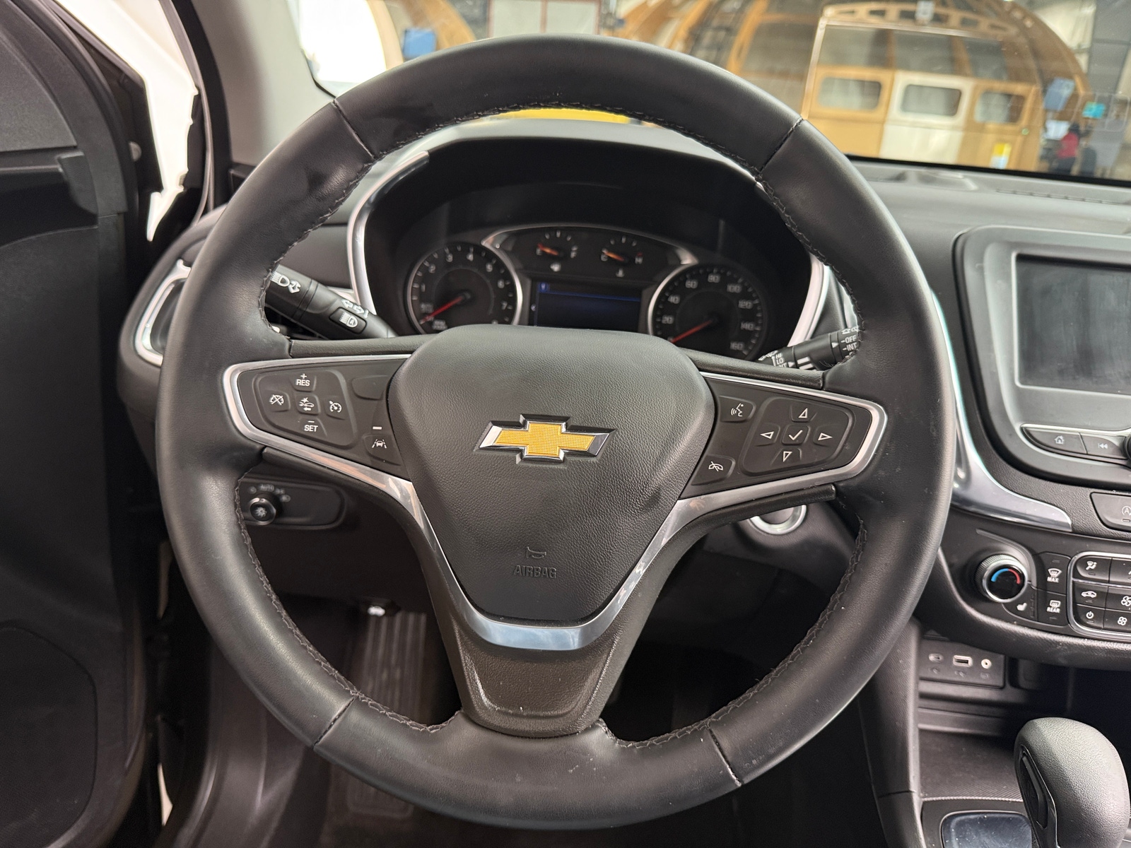 Thumbnail: 2023 Chevrolet Equinox - 5