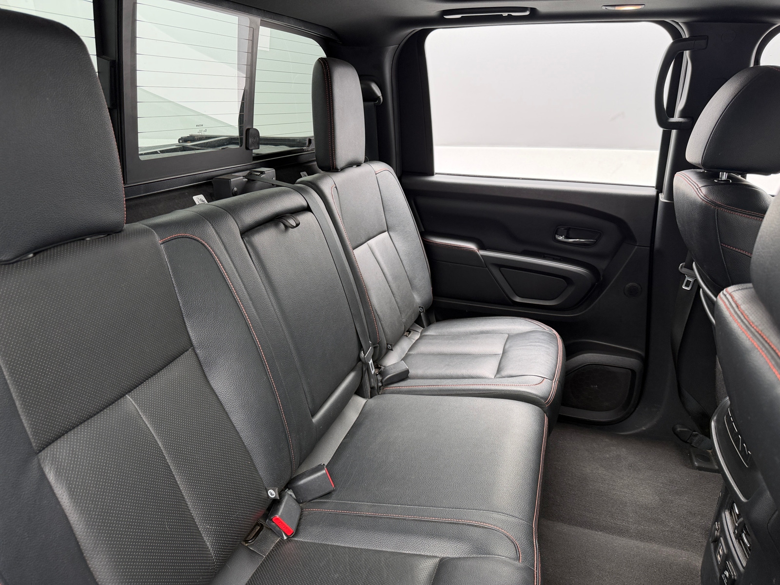 Thumbnail: 2020 Nissan Titan - 5