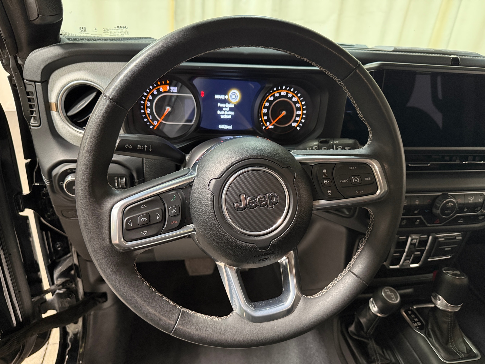 Thumbnail: 2025 Jeep Wrangler - 5