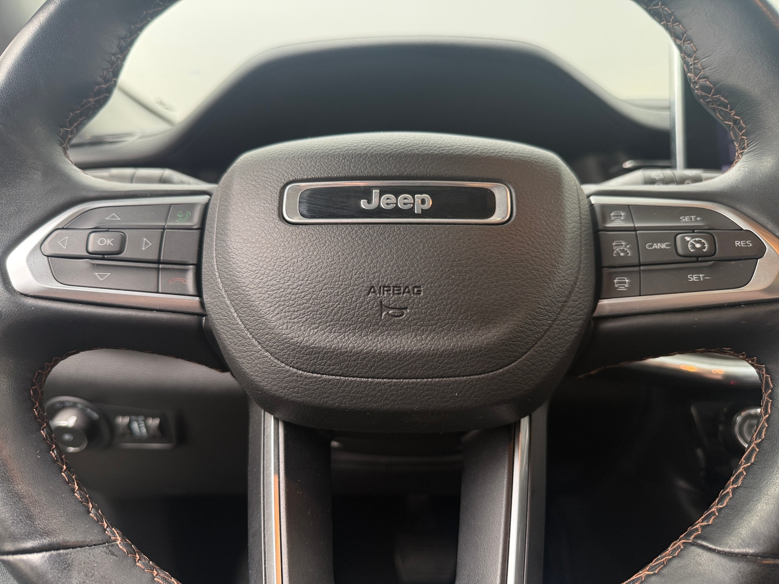 Thumbnail: 2022 Jeep Compass - 4
