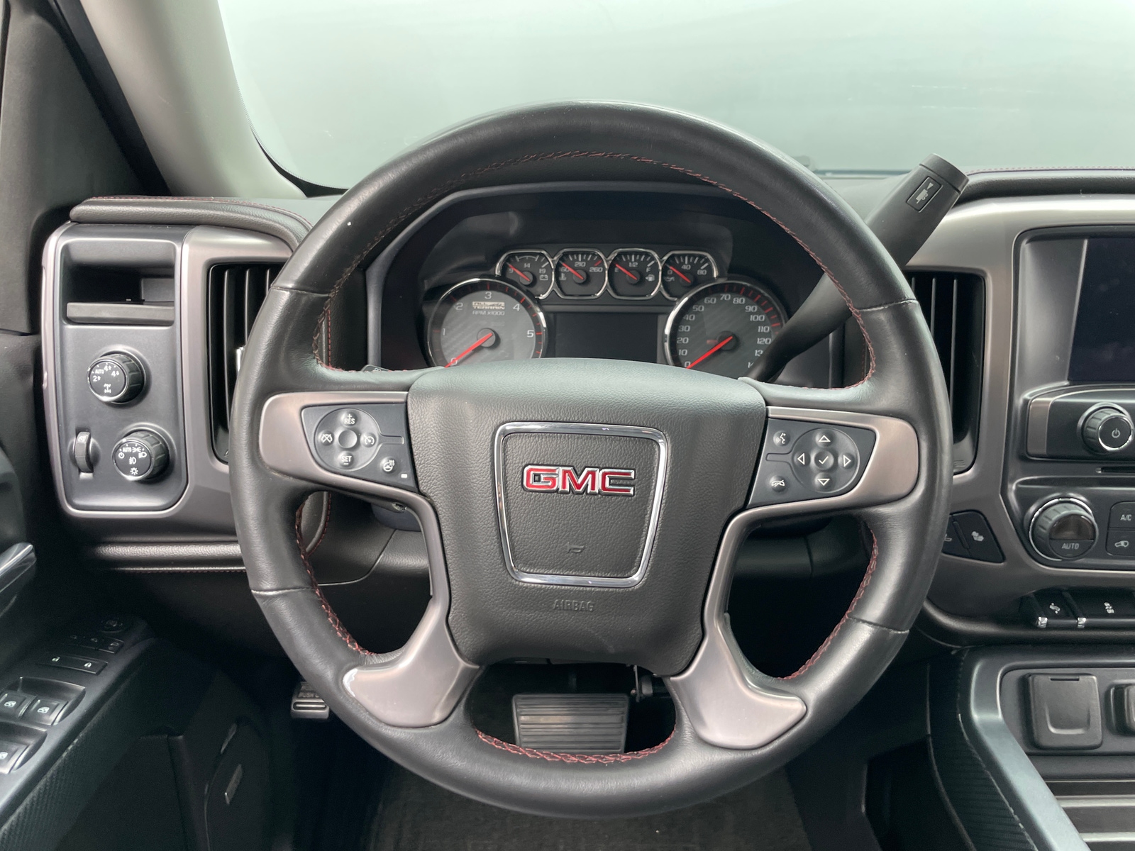 Thumbnail: 2015 GMC Sierra 1500 - 4