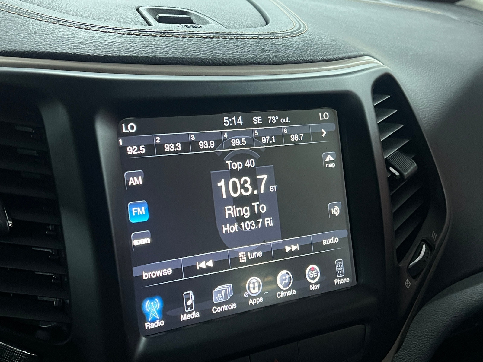 Thumbnail: 2016 Jeep Cherokee - 3