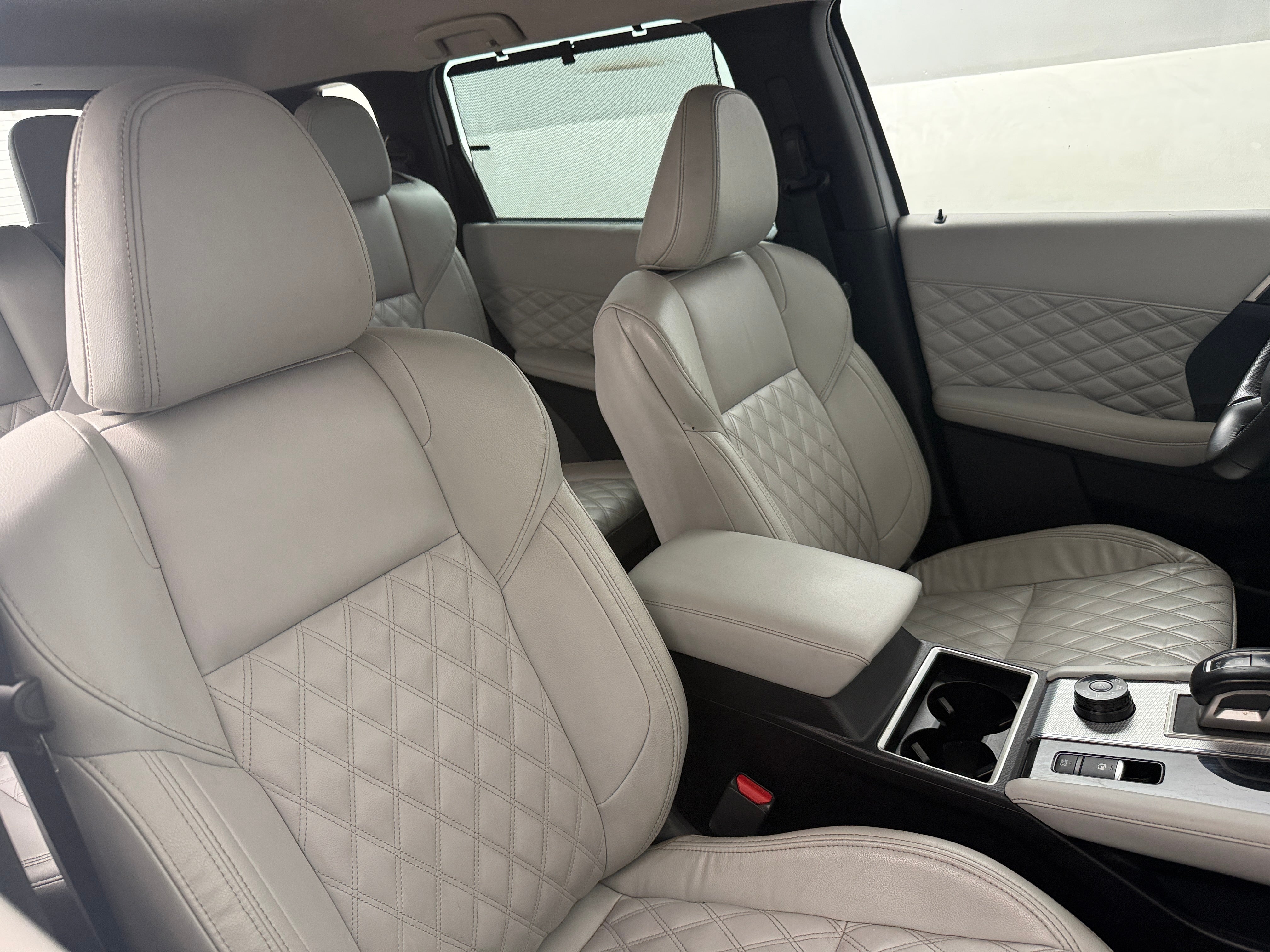 2023 Mitsubishi Outlander SEL - Photo 9