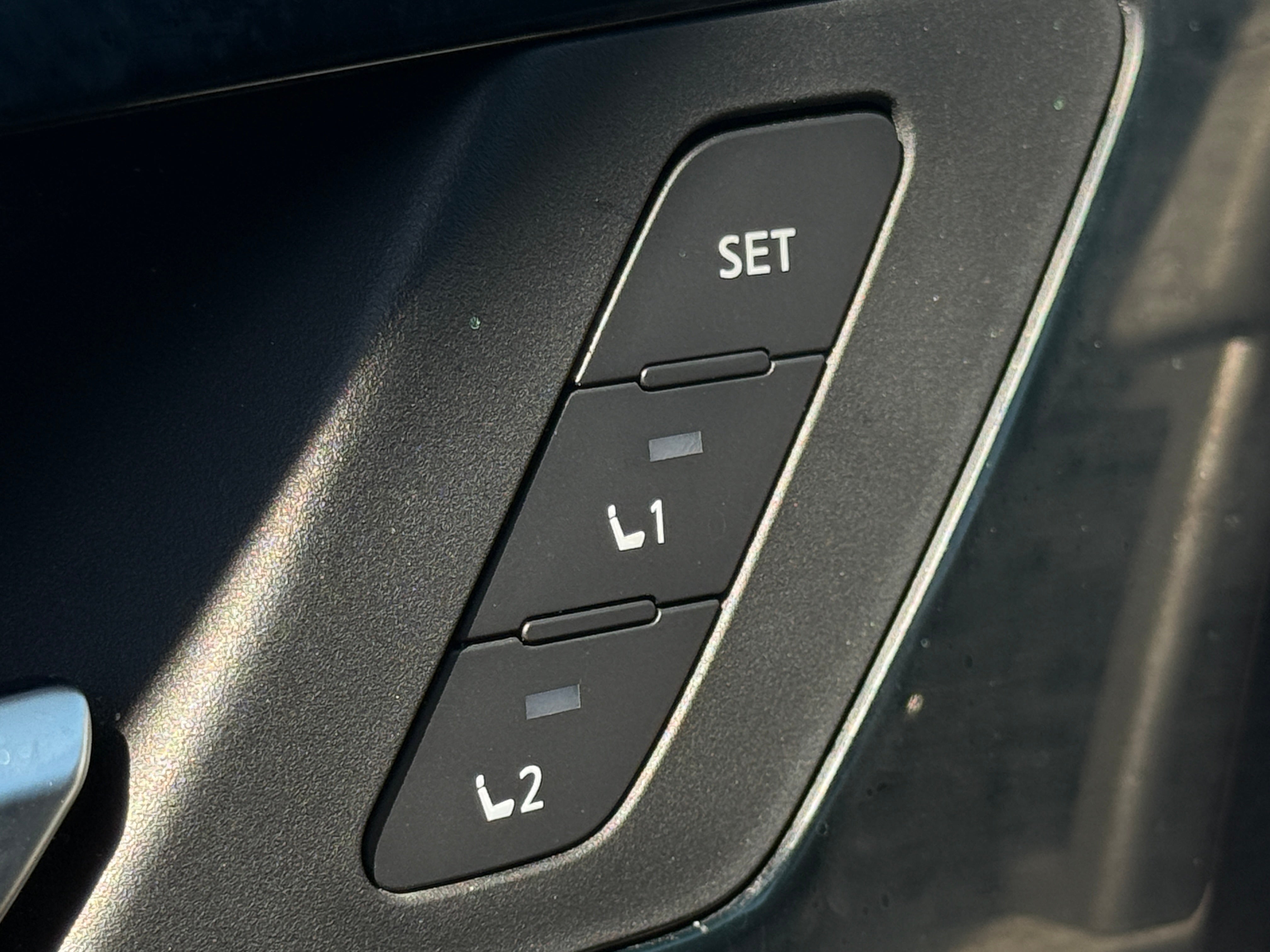 2023 Mitsubishi Outlander SEL - Photo 24