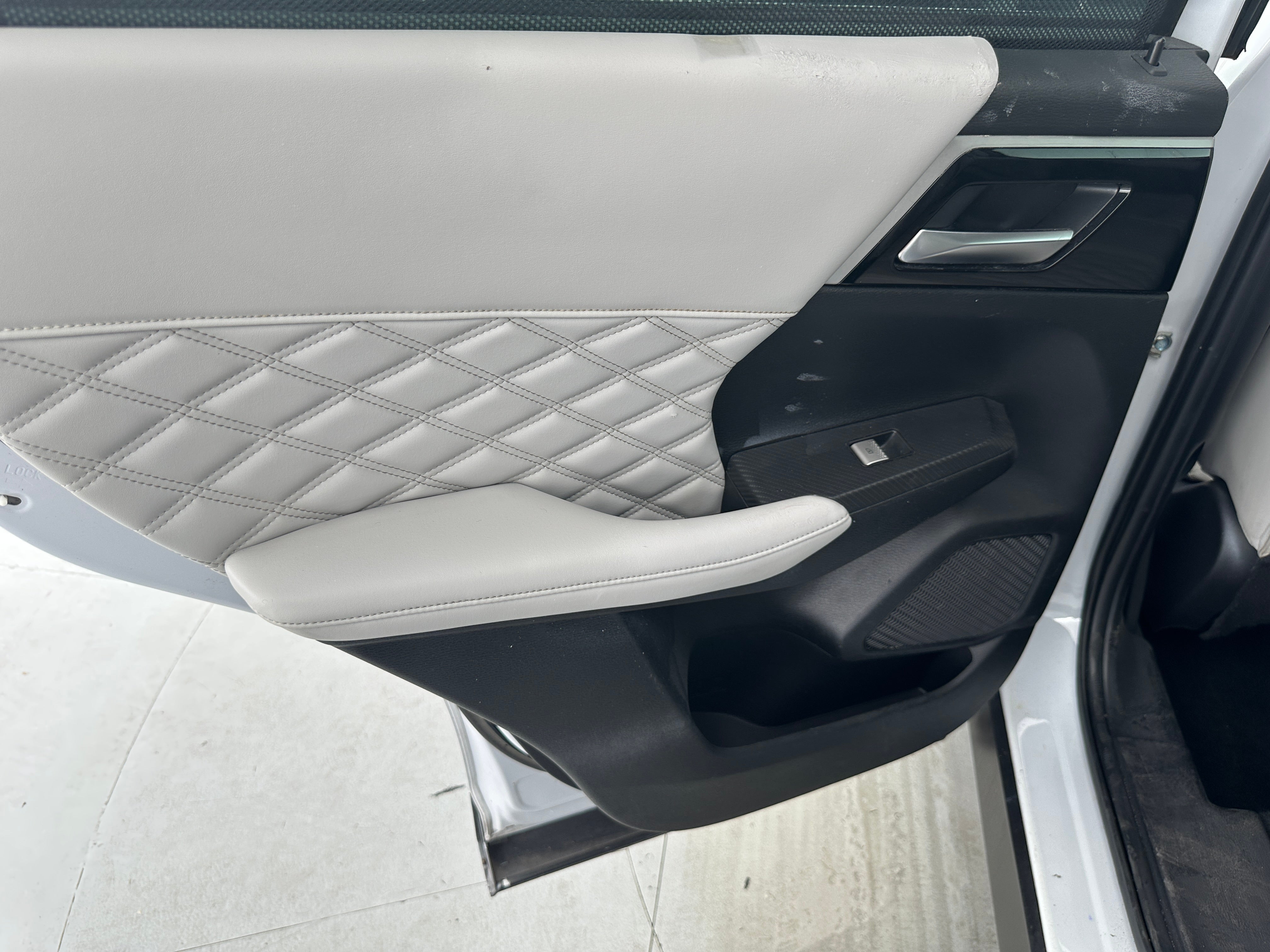 2023 Mitsubishi Outlander SEL - Photo 27