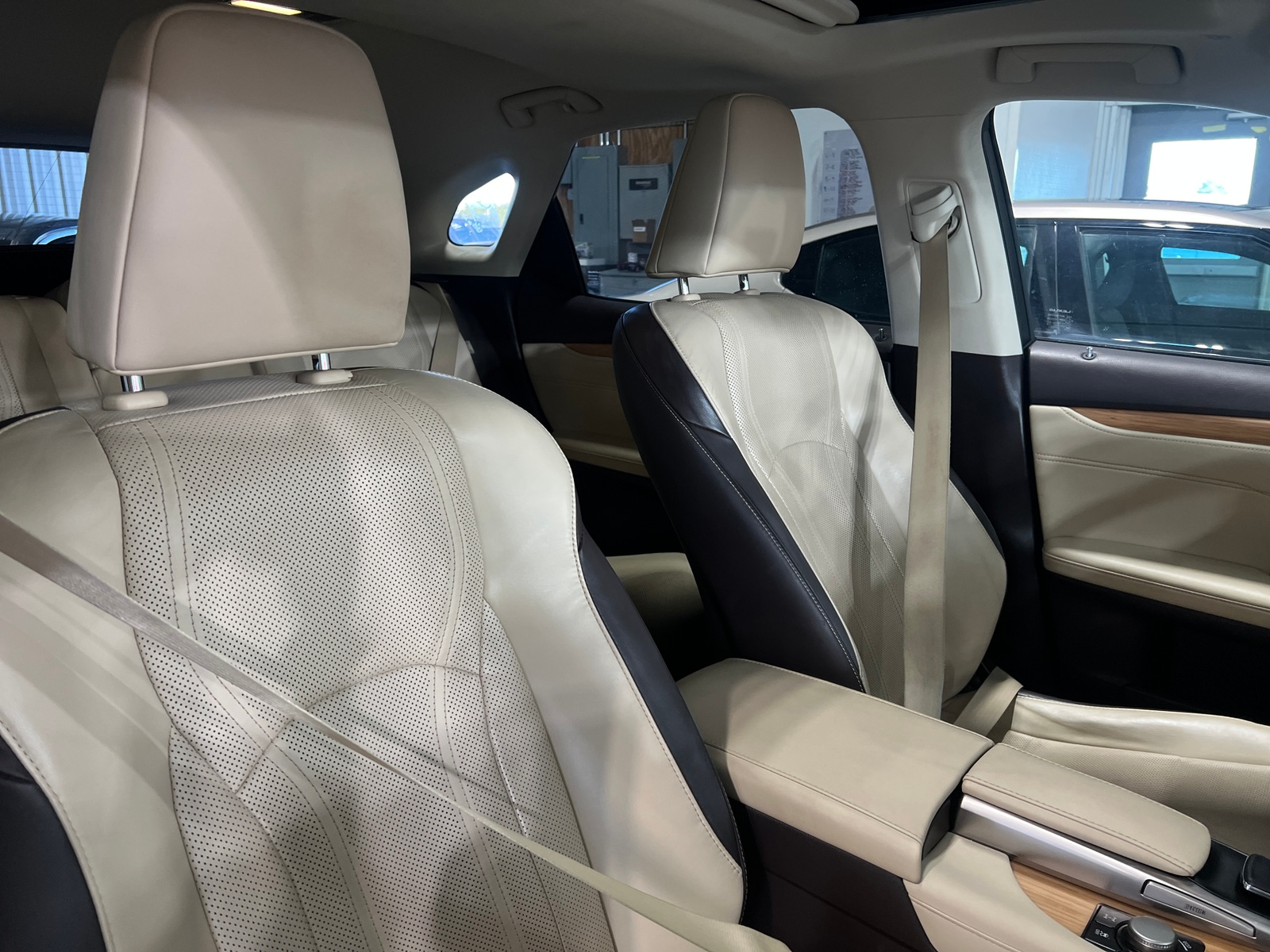 Thumbnail: 2017 Lexus RX - 2