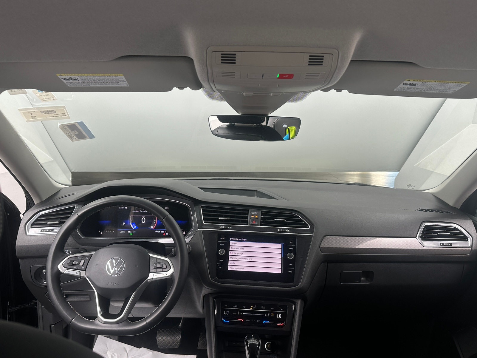 Thumbnail: 2023 Volkswagen Tiguan - 2