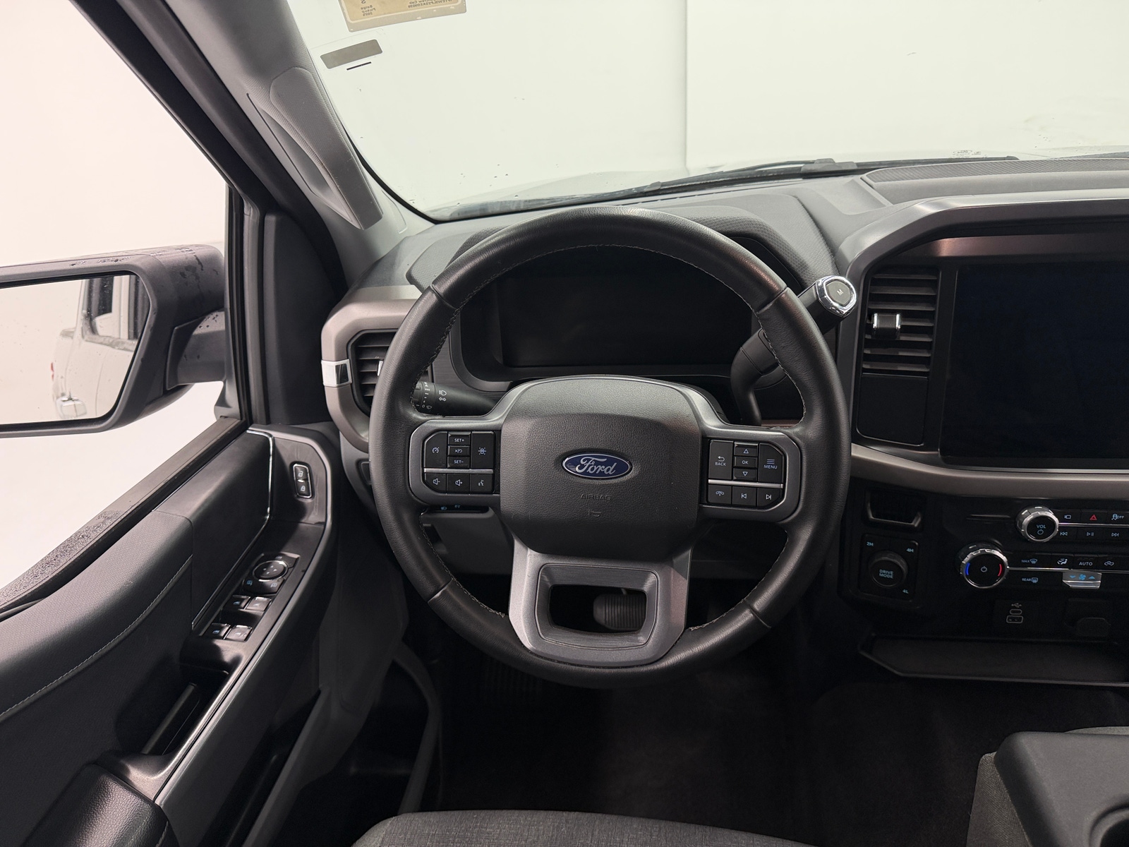 Thumbnail: 2025 Ford Econoline - 5