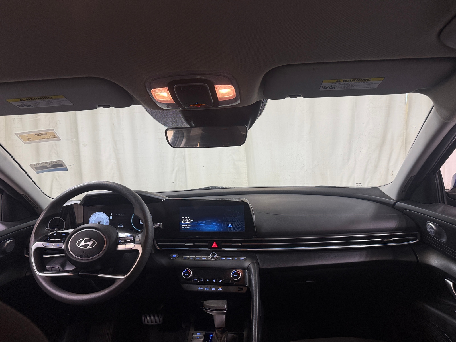 Thumbnail: 2024 Hyundai Elantra - 3