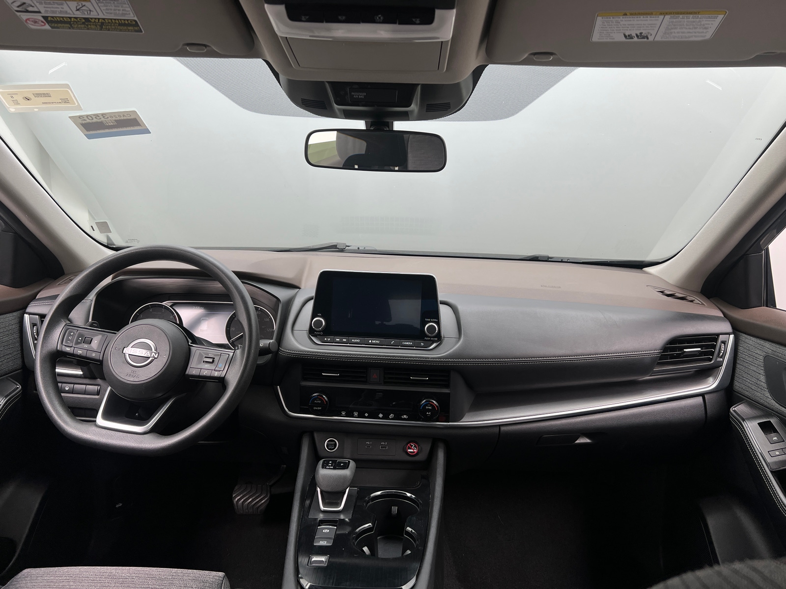 Thumbnail: 2023 Nissan Rogue - 3