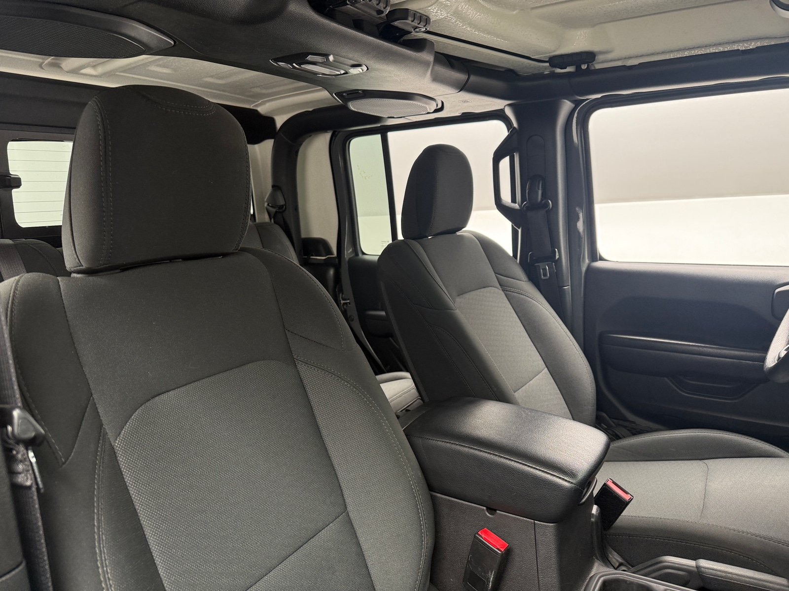 Thumbnail: 2021 Jeep Gladiator - 2