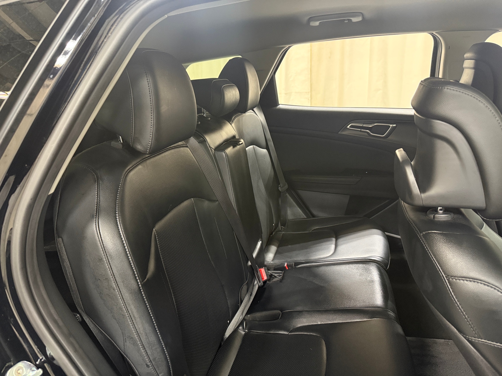 Thumbnail: 2023 Kia Sportage - 5
