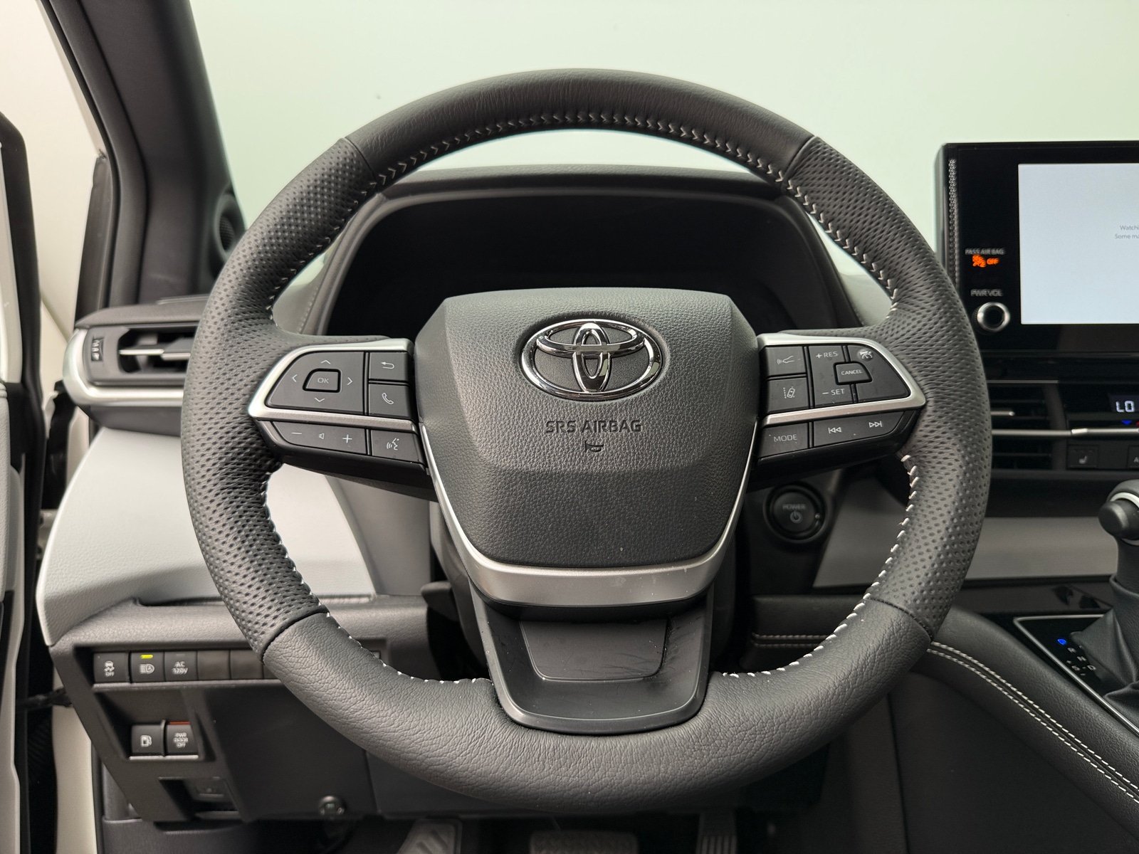 Thumbnail: 2026 Toyota Sienna - 5
