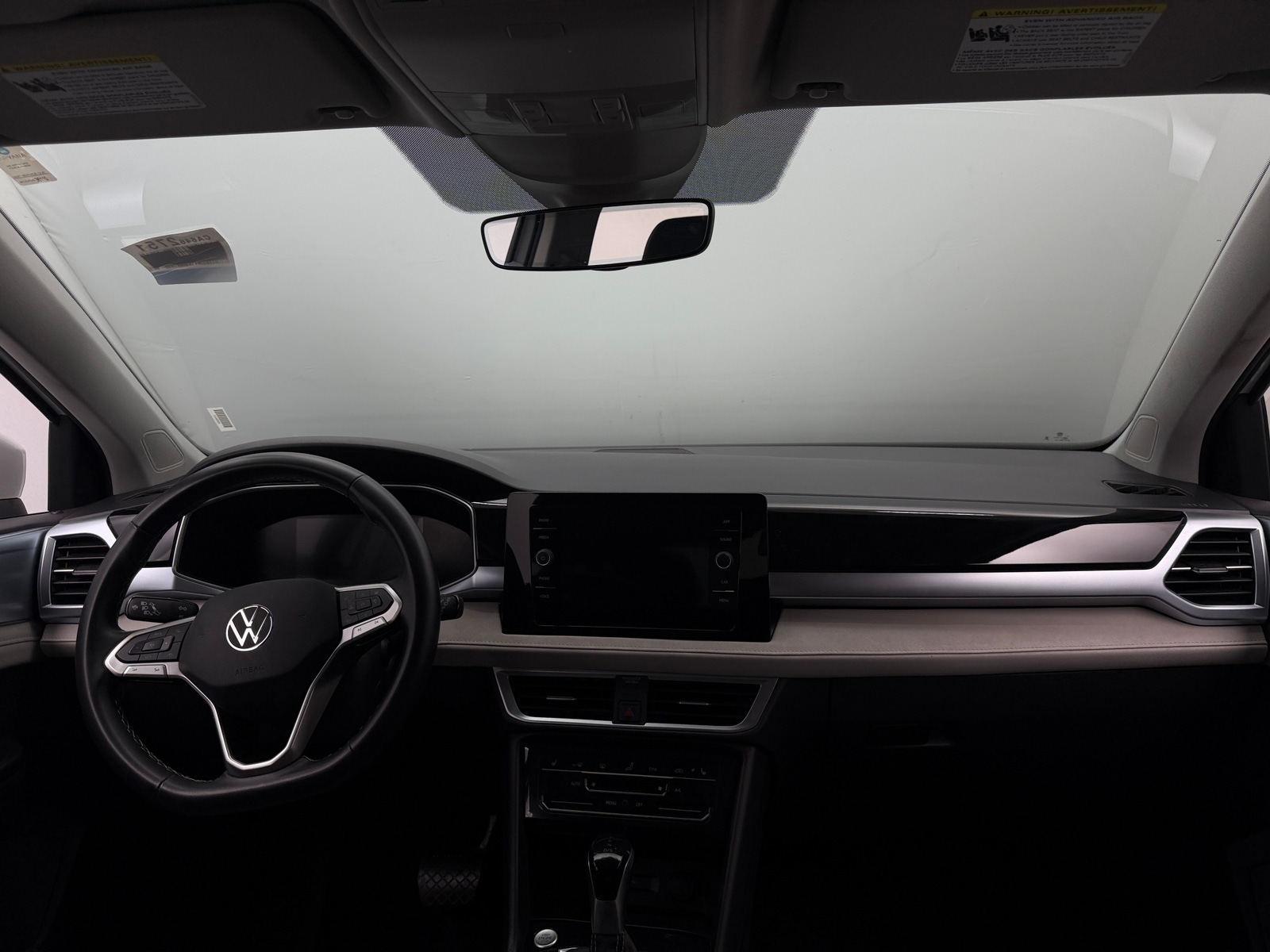 Thumbnail: 2025 Volkswagen Taos - 3