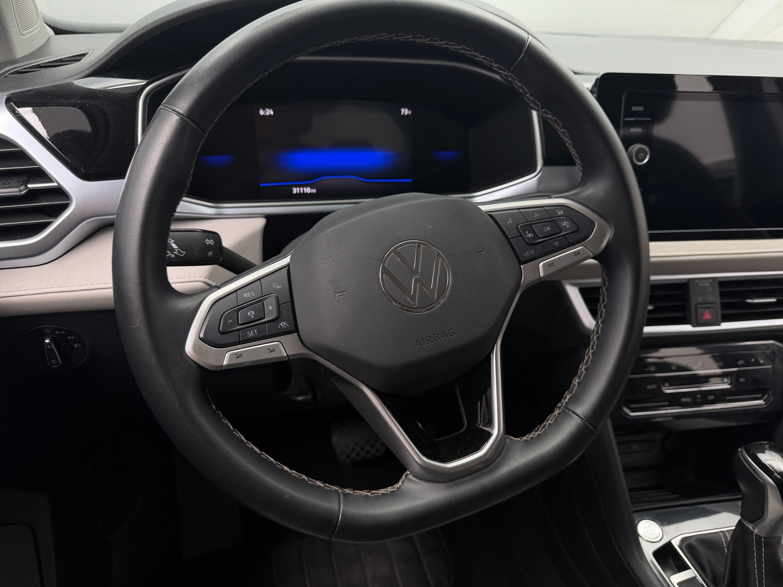 Thumbnail: 2025 Volkswagen Taos - 5