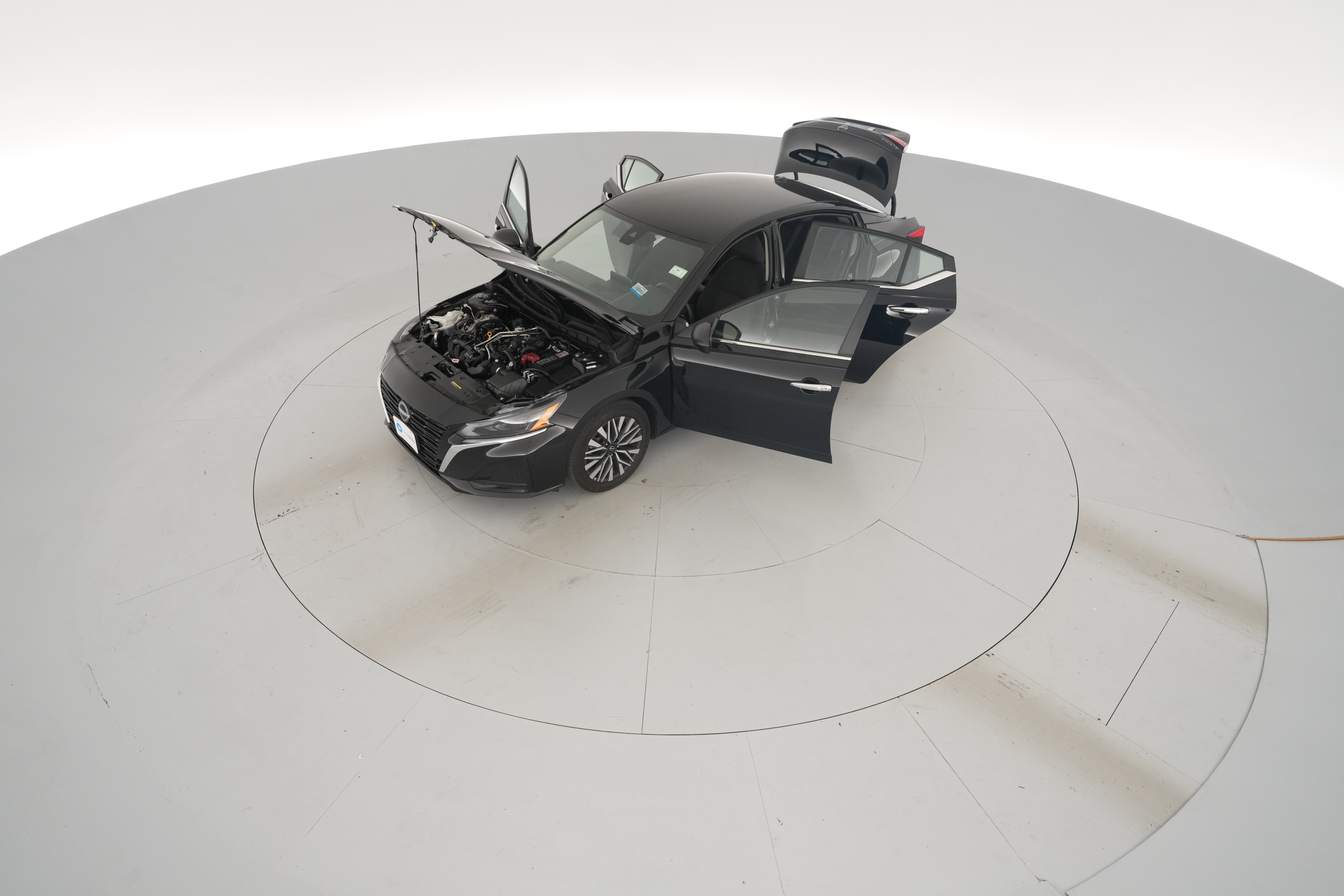 2025 Nissan Altima SV - Photo 35