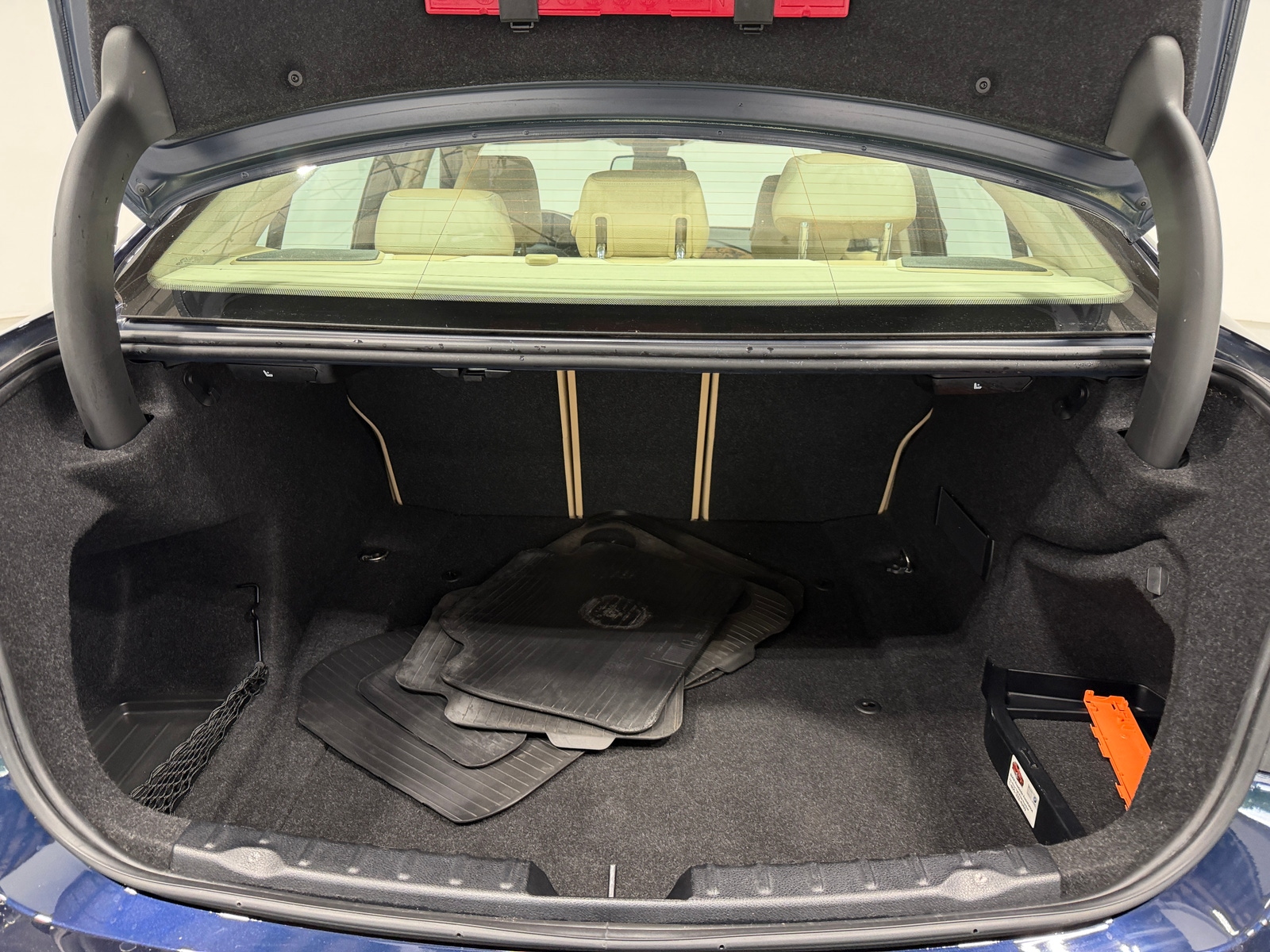 Thumbnail: 2012 BMW 3 Series - 7