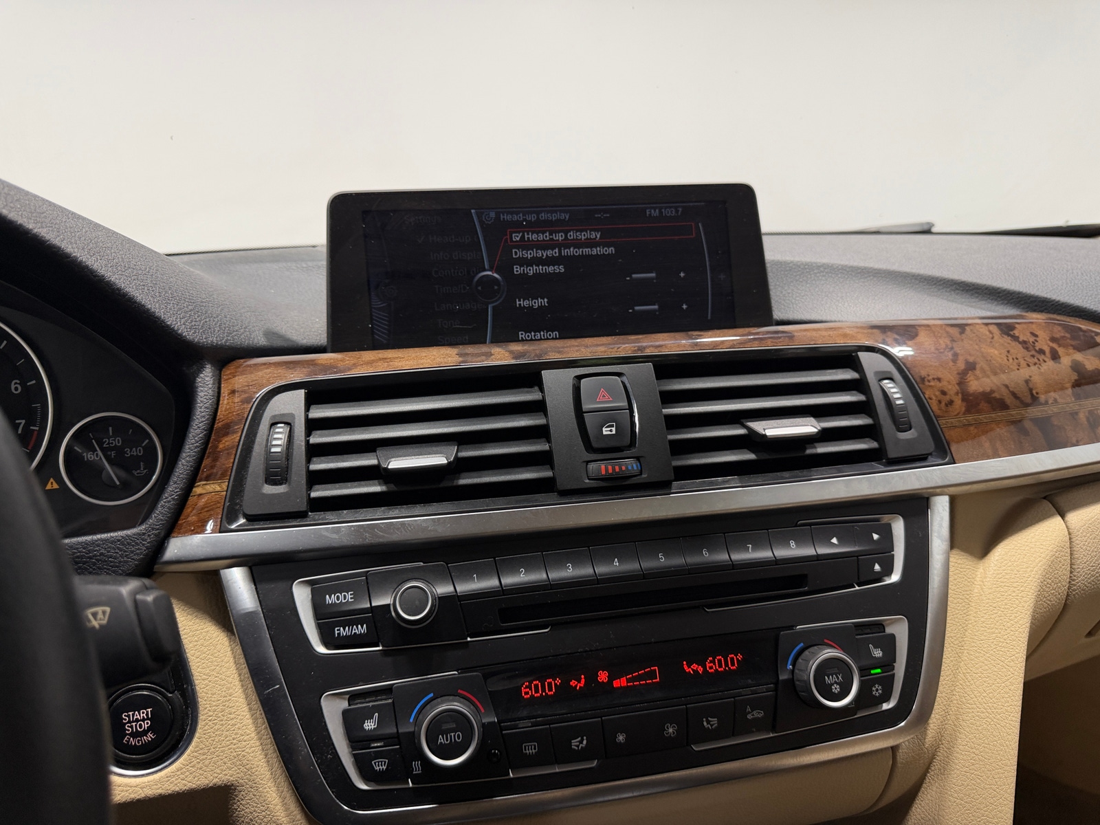 Thumbnail: 2012 BMW 3 Series - 4