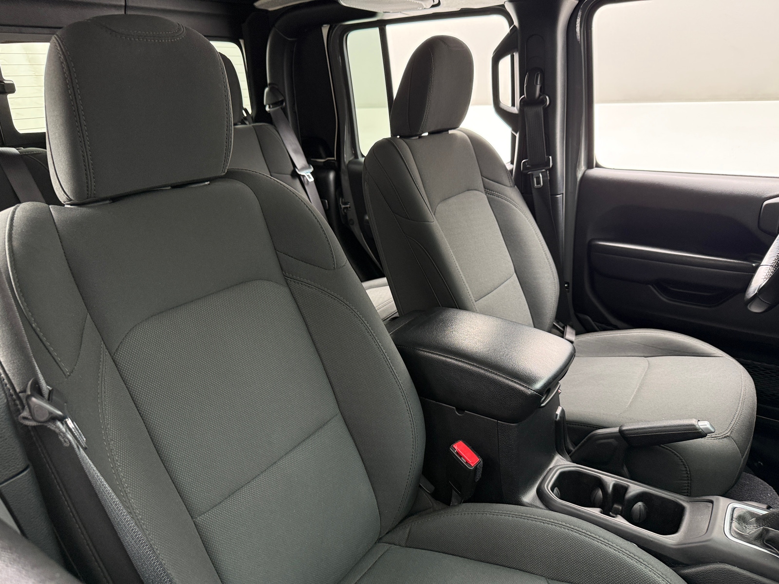 Thumbnail: 2021 Jeep Gladiator - 2