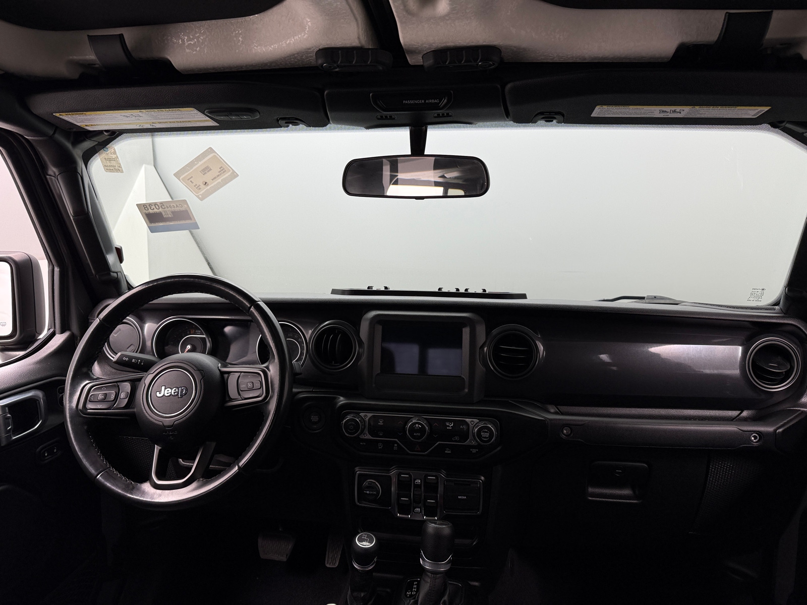 Thumbnail: 2021 Jeep Gladiator - 3