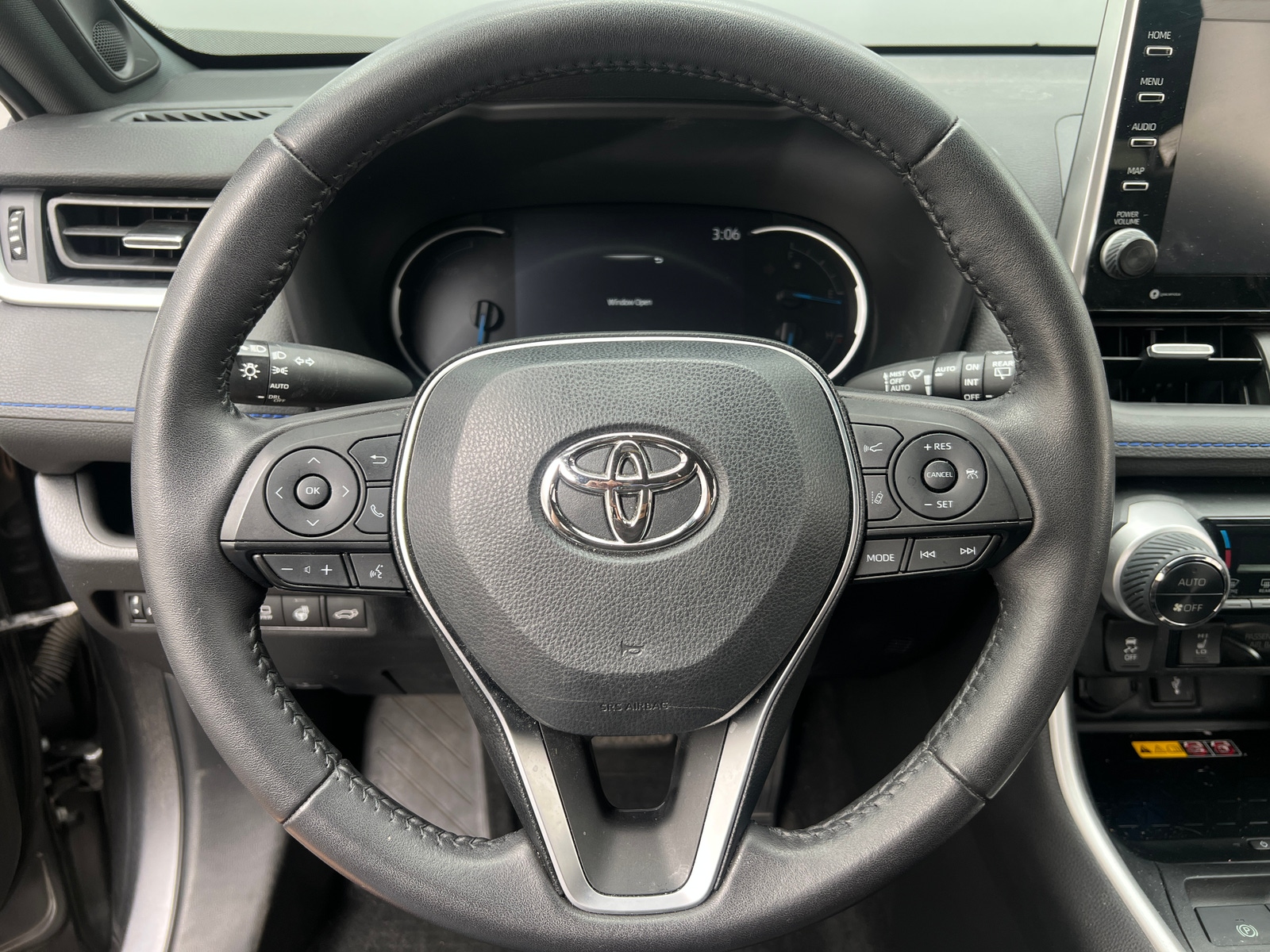 Thumbnail: 2022 Toyota RAV4 - 4