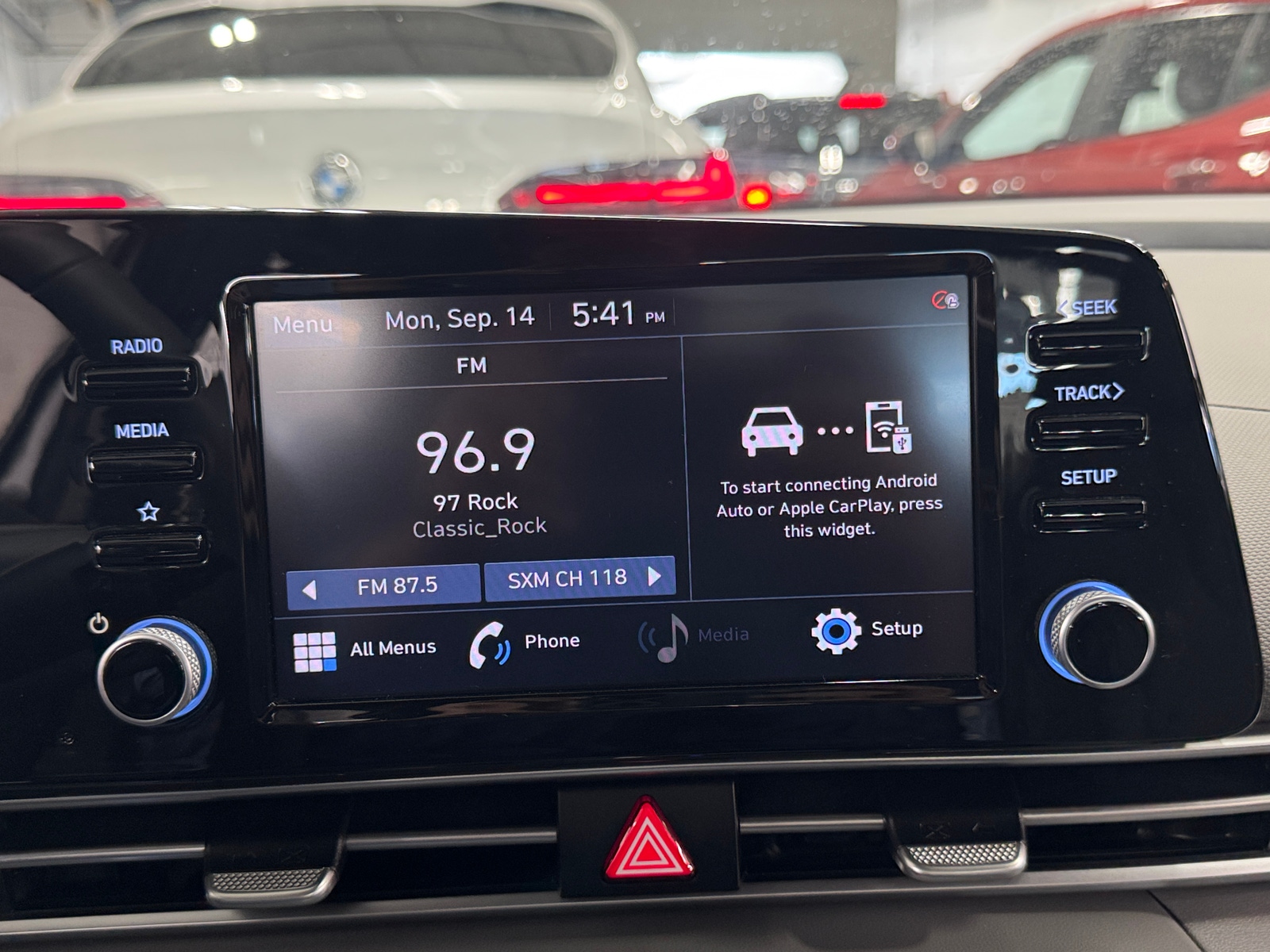 Thumbnail: 2022 Hyundai Elantra - 4