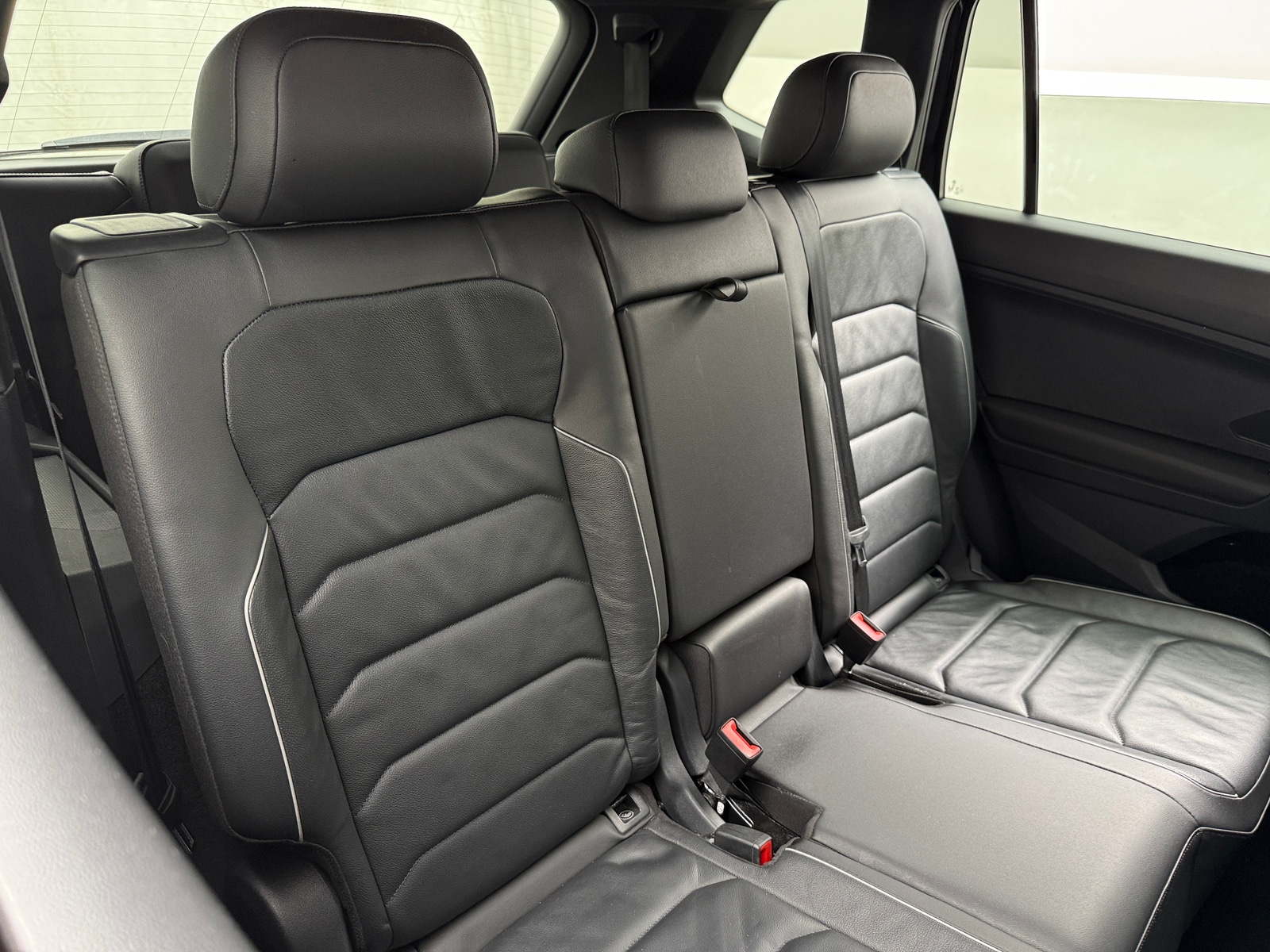 Thumbnail: 2018 Volkswagen Tiguan - 5