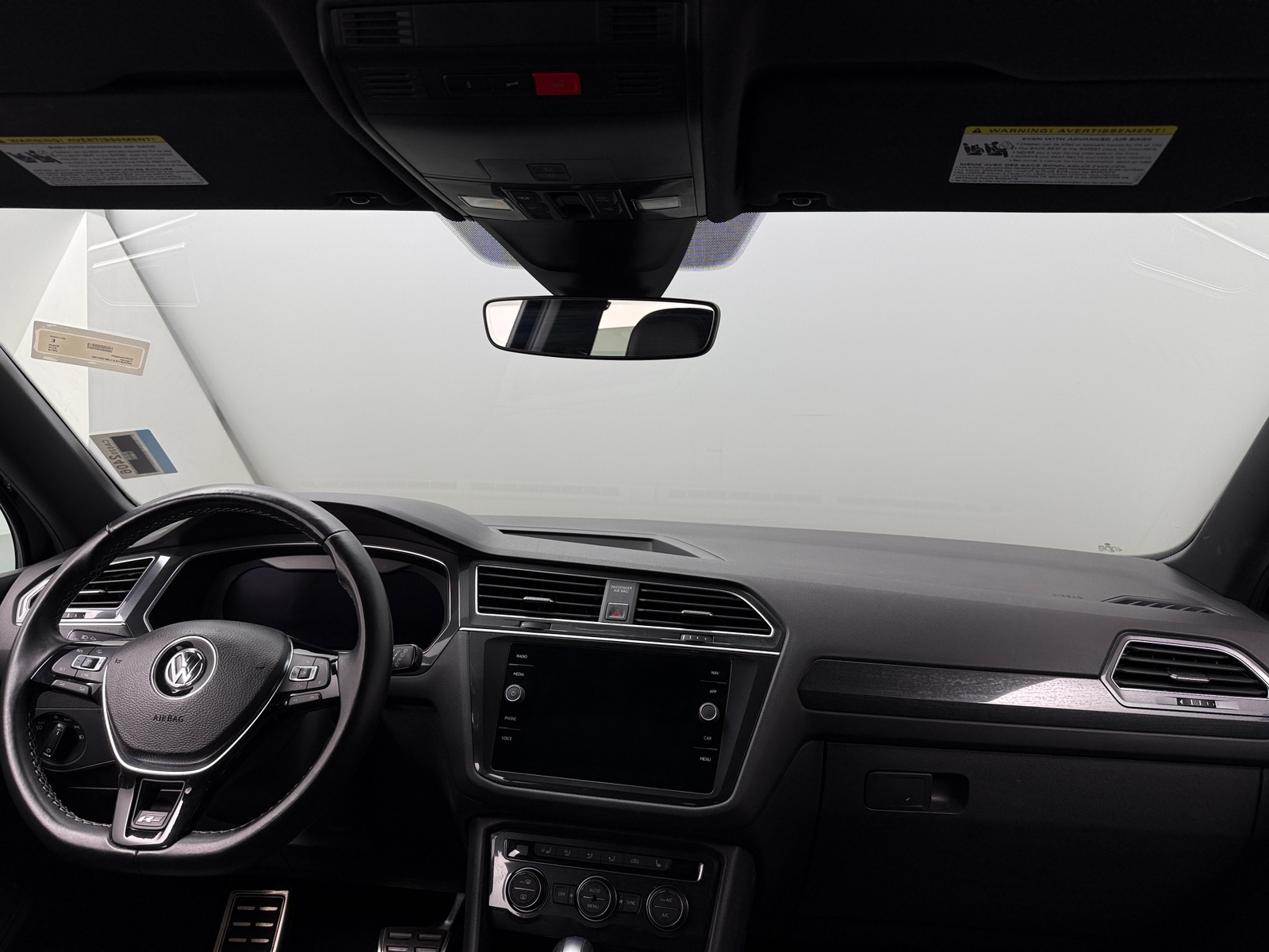 Thumbnail: 2018 Volkswagen Tiguan - 2