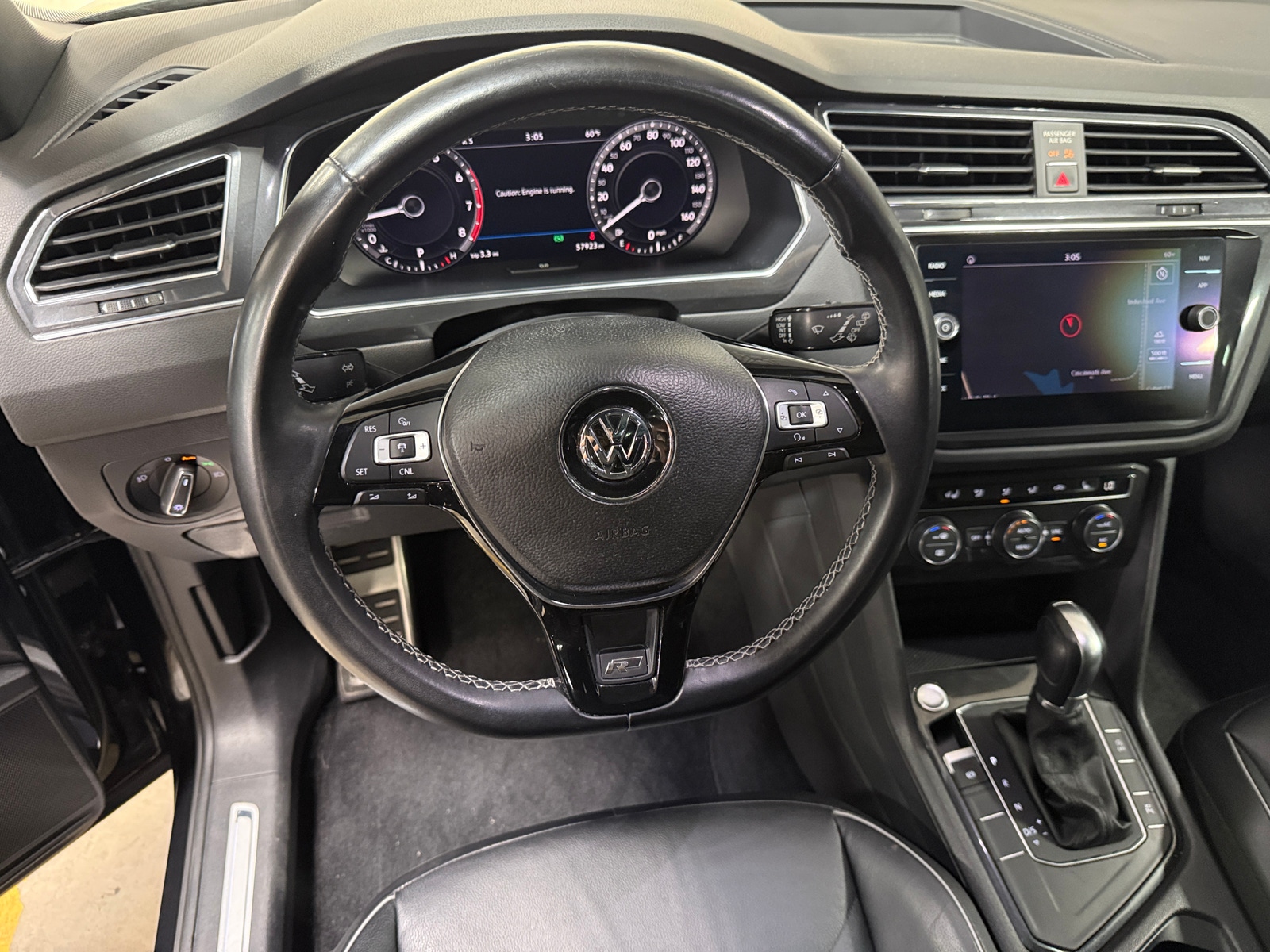 Thumbnail: 2018 Volkswagen Tiguan - 4