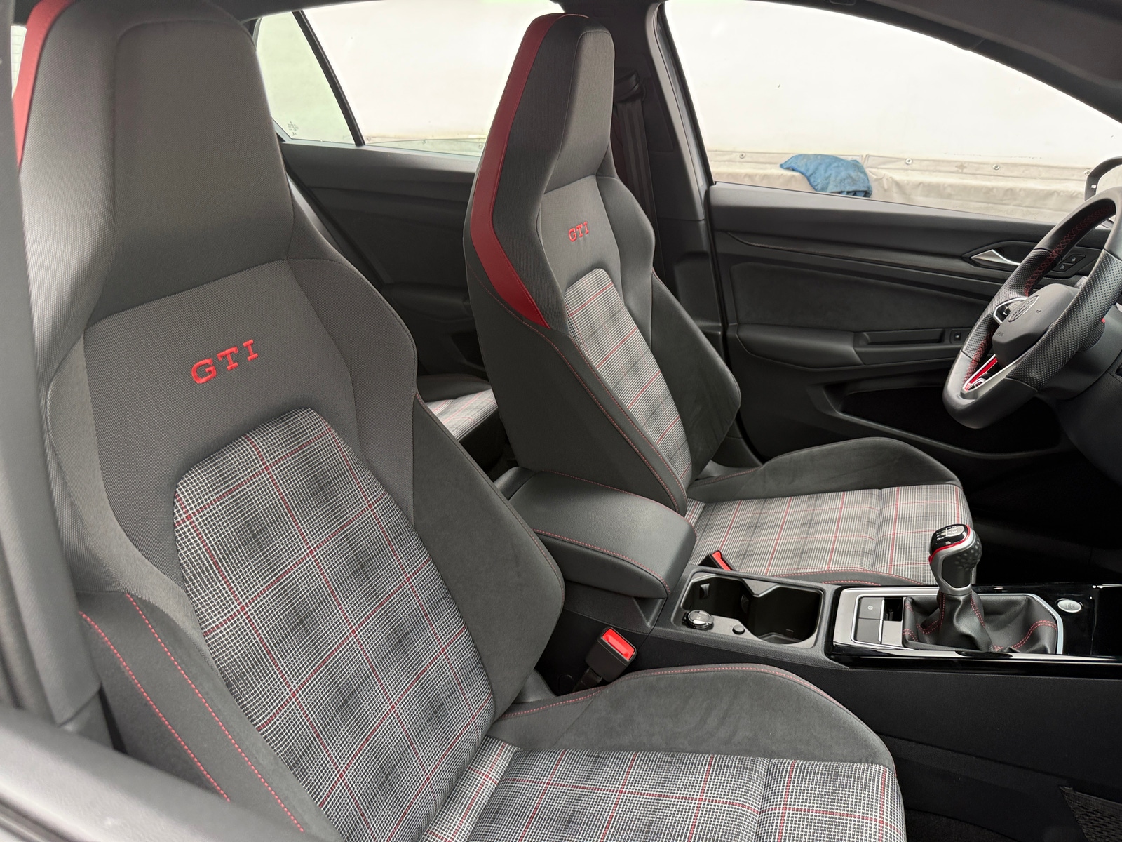 Thumbnail: 2024 Volkswagen Golf - 2