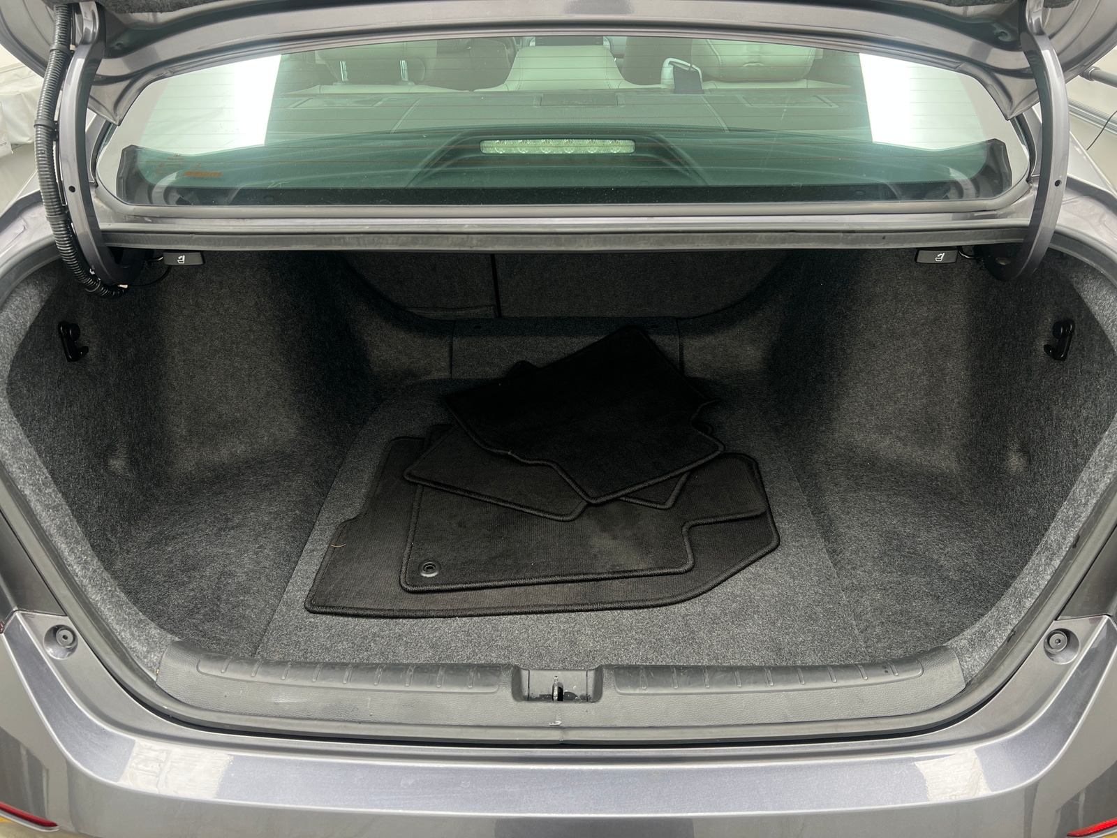 Thumbnail: 2019 Honda Accord - 6
