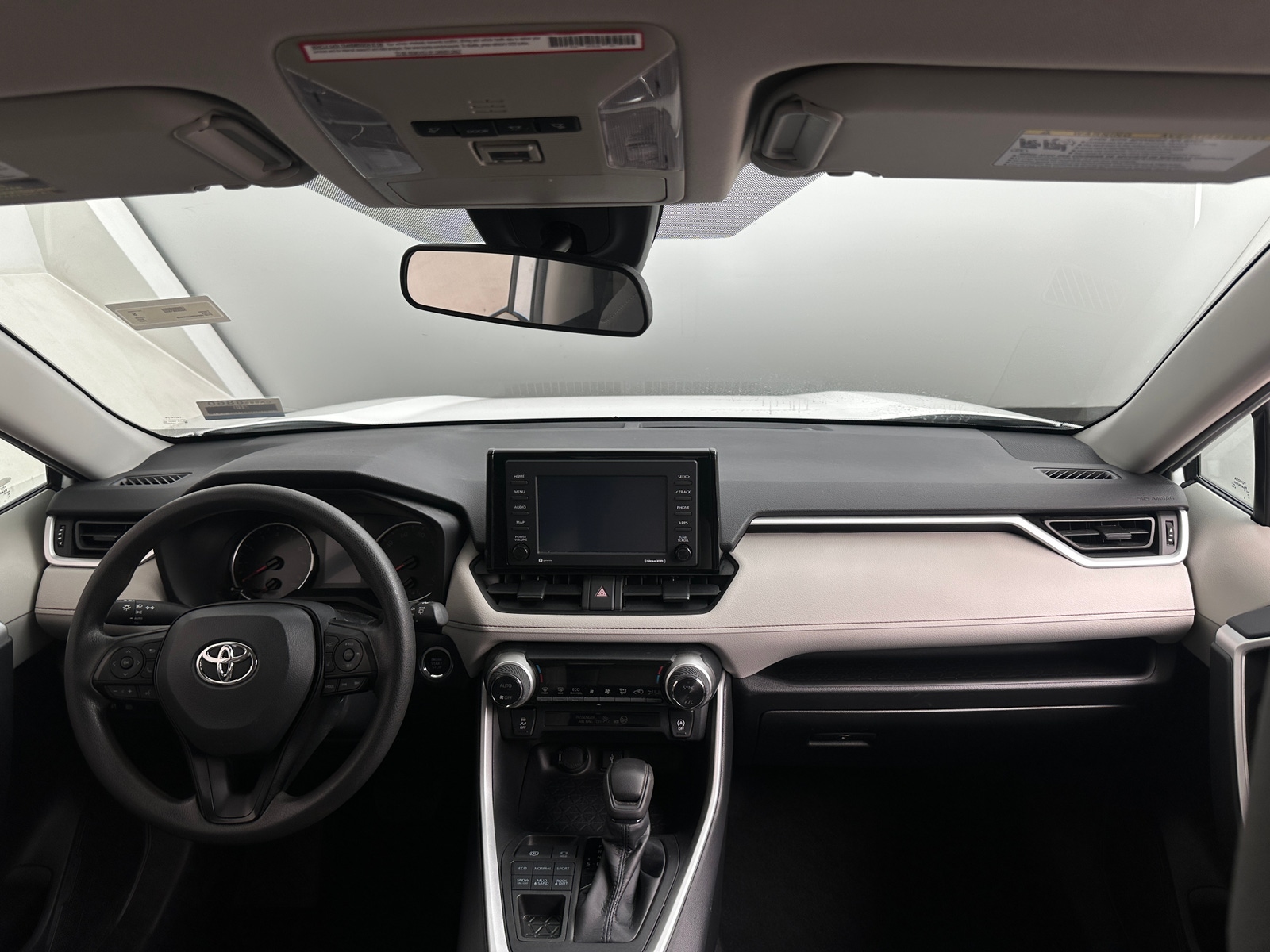 Thumbnail: 2022 Toyota RAV4 - 3