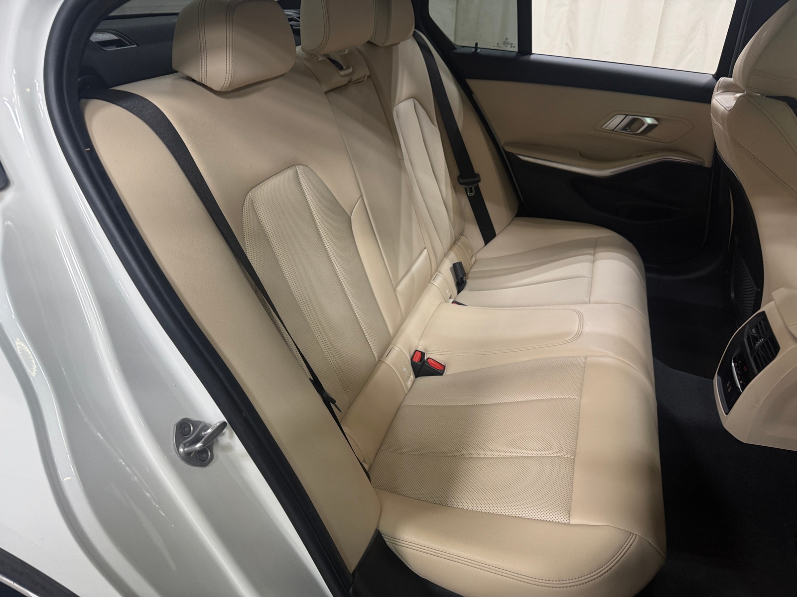 Thumbnail: 2023 BMW 3 Series - 5