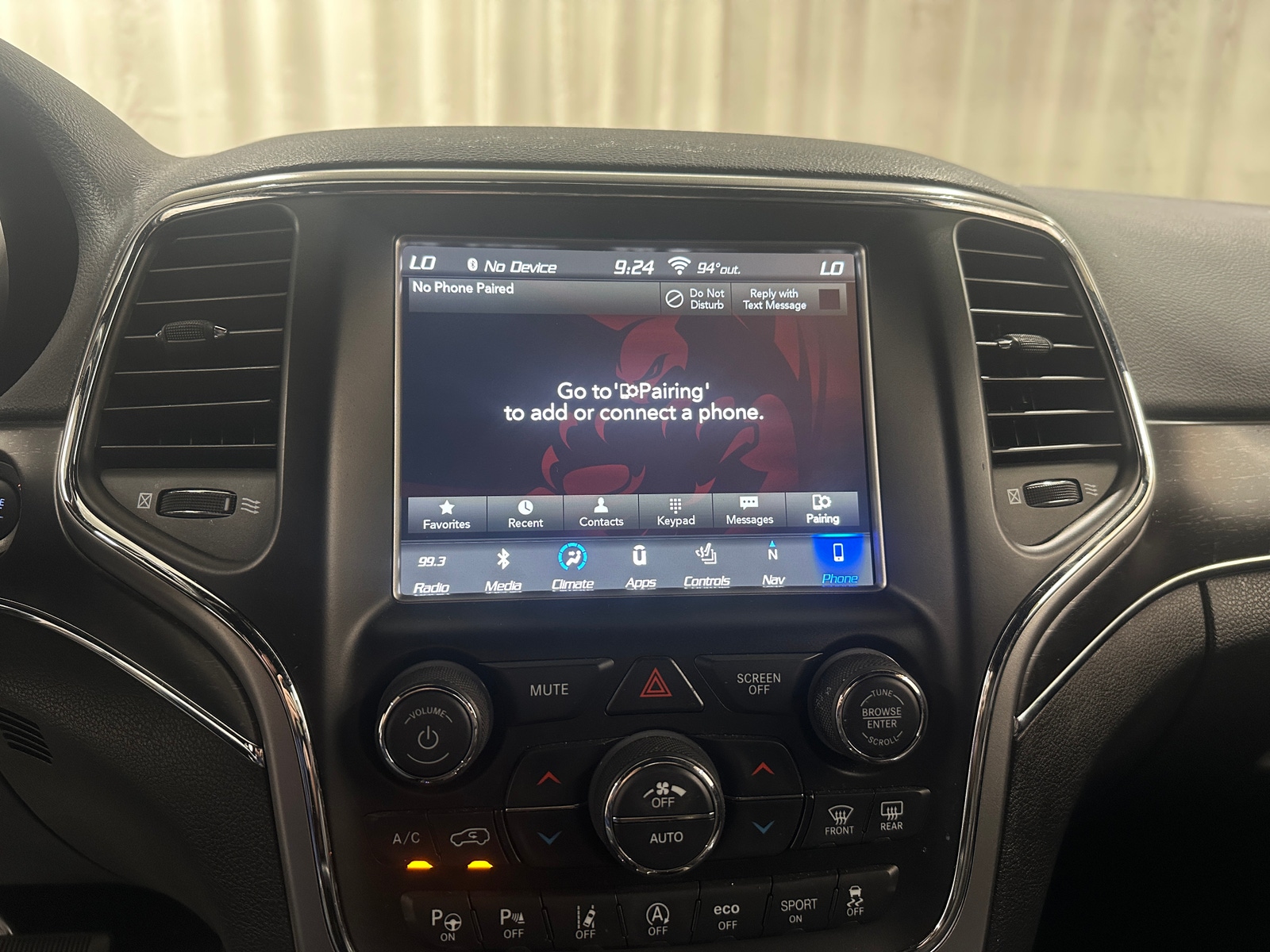 Thumbnail: 2018 Jeep Grand Cherokee - 3