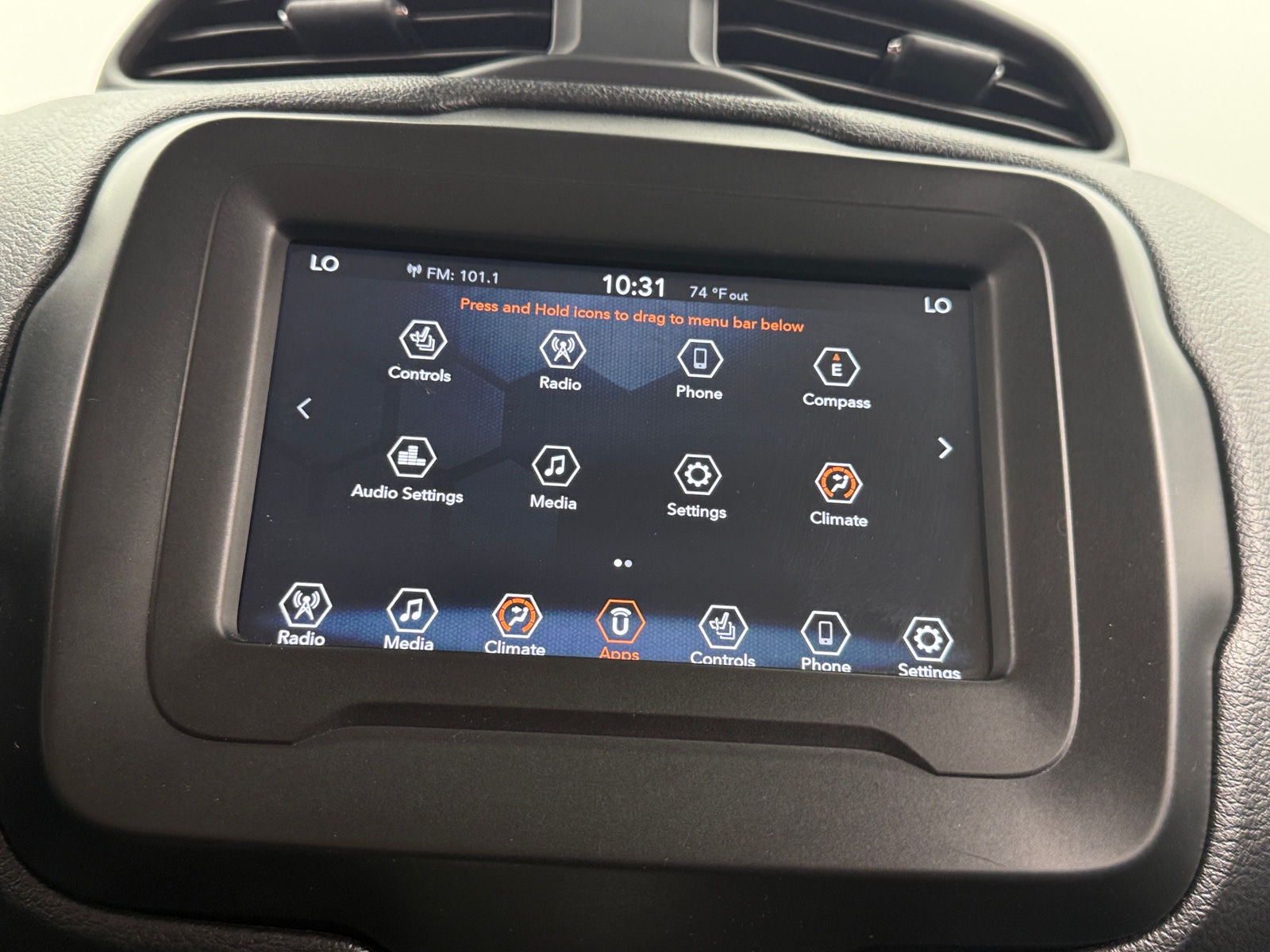 Thumbnail: 2019 Jeep Renegade - 4