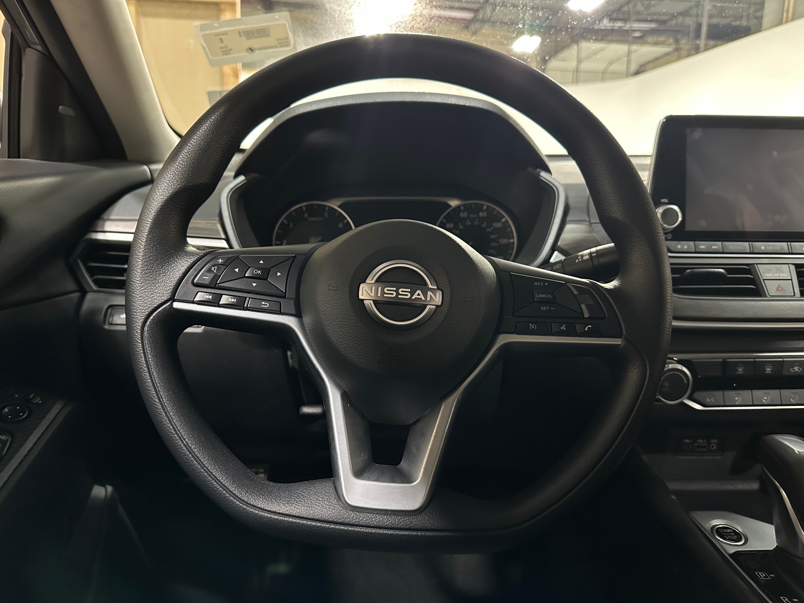 Thumbnail: 2025 Nissan Altima - 5