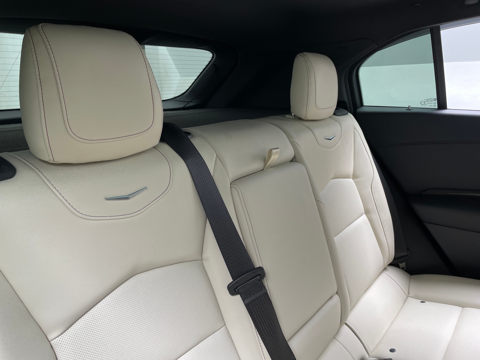 Thumbnail: 2023 Cadillac XT4 - 5