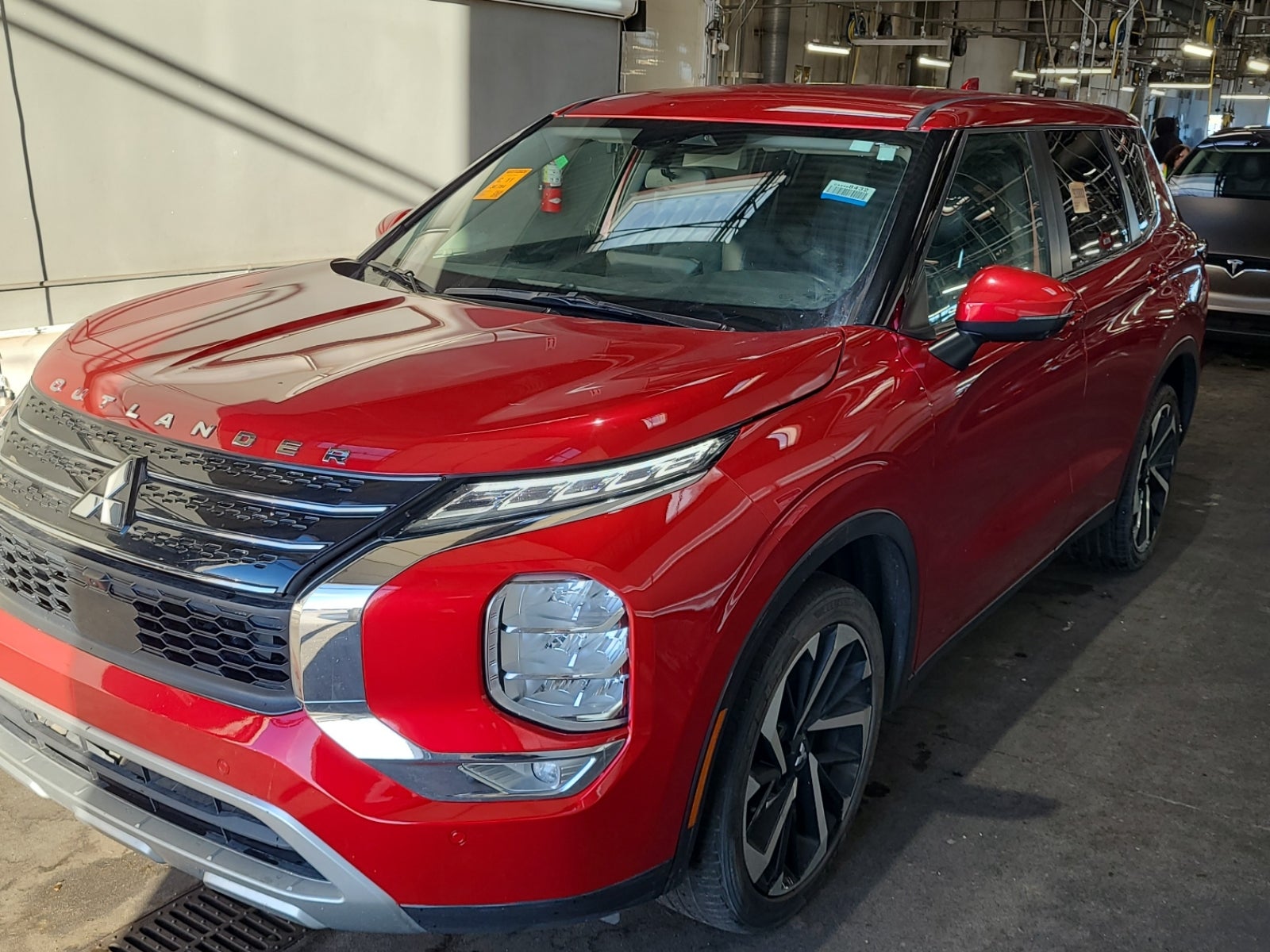 2023 Mitsubishi Outlander SE