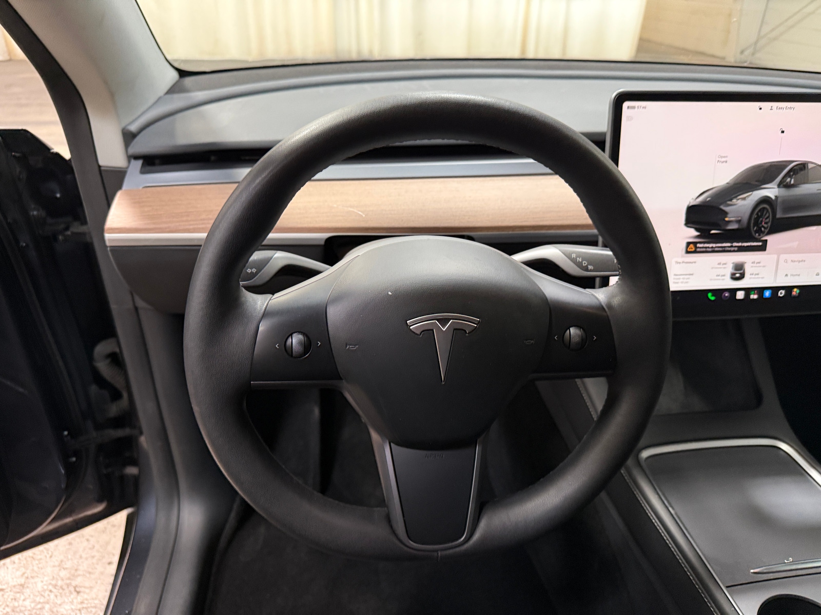 Thumbnail: 2023 Tesla Model Y - 4