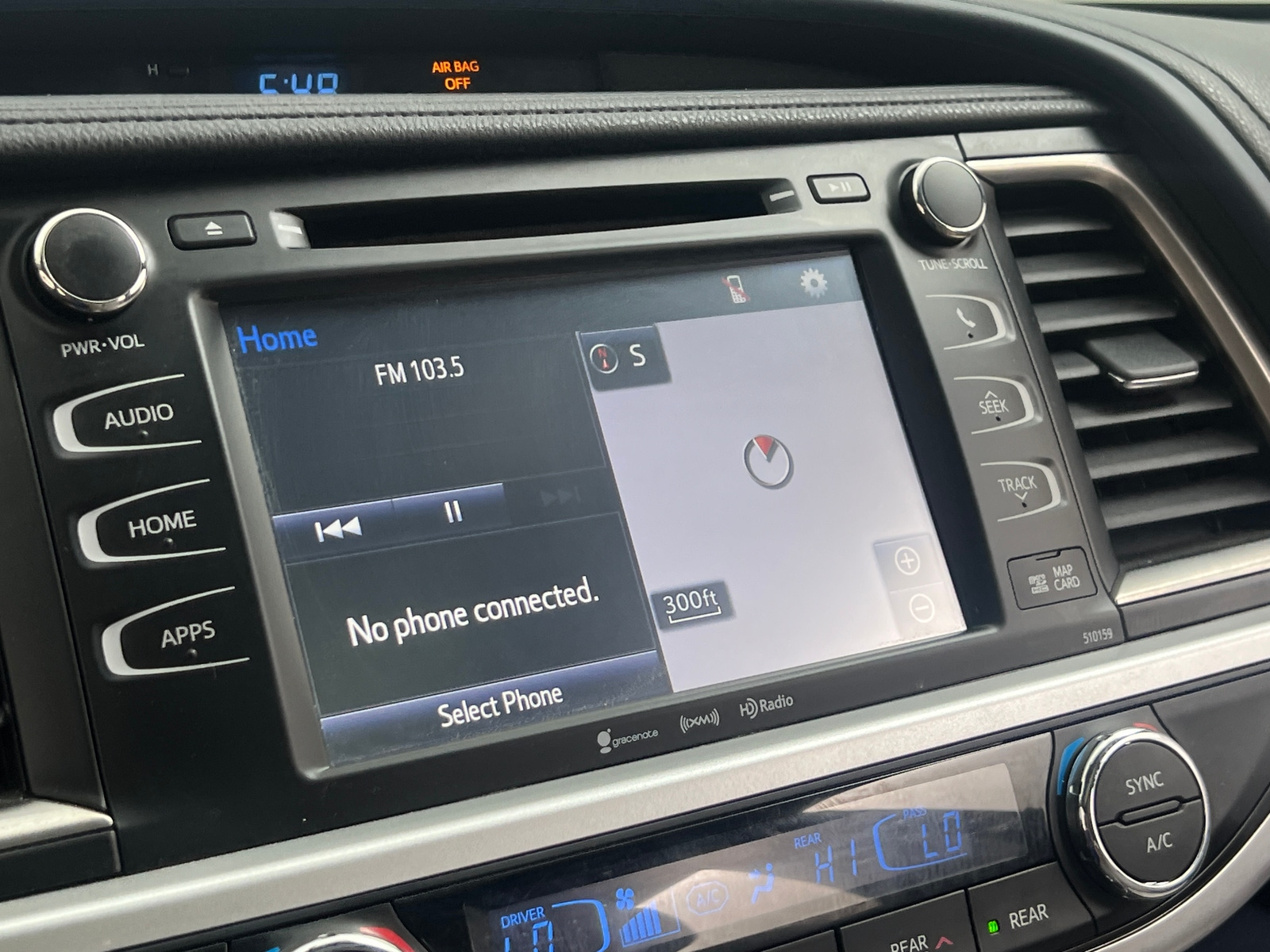 Thumbnail: 2016 Toyota Highlander - 4