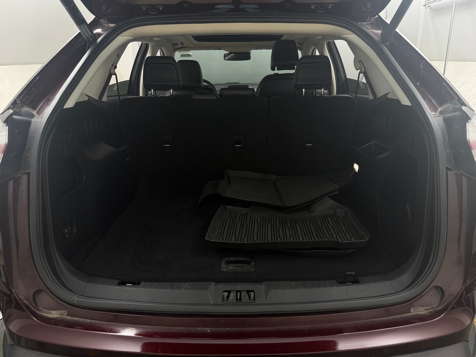 Thumbnail: 2022 Ford Edge - 6