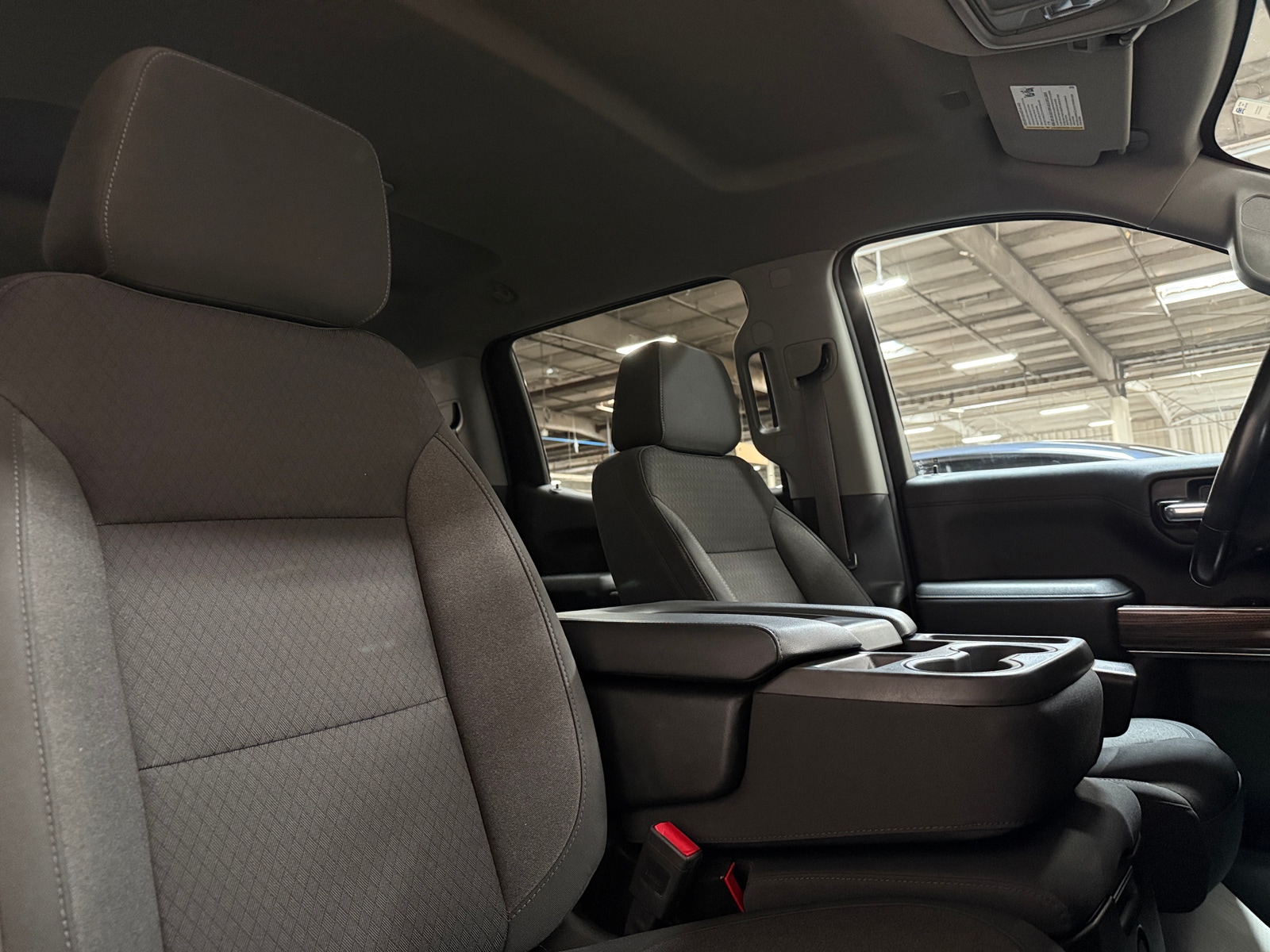 Thumbnail: 2020 Chevrolet Silverado 1500 - 2