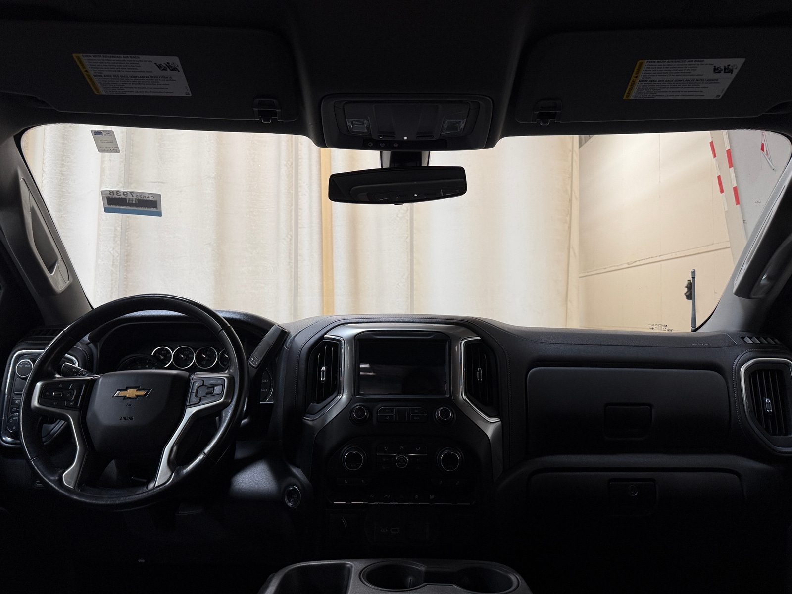 Thumbnail: 2020 Chevrolet Silverado 1500 - 3