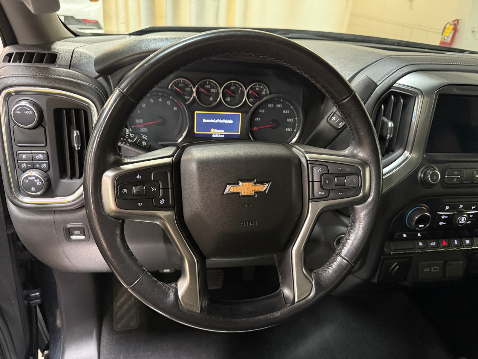 Thumbnail: 2020 Chevrolet Silverado 1500 - 5