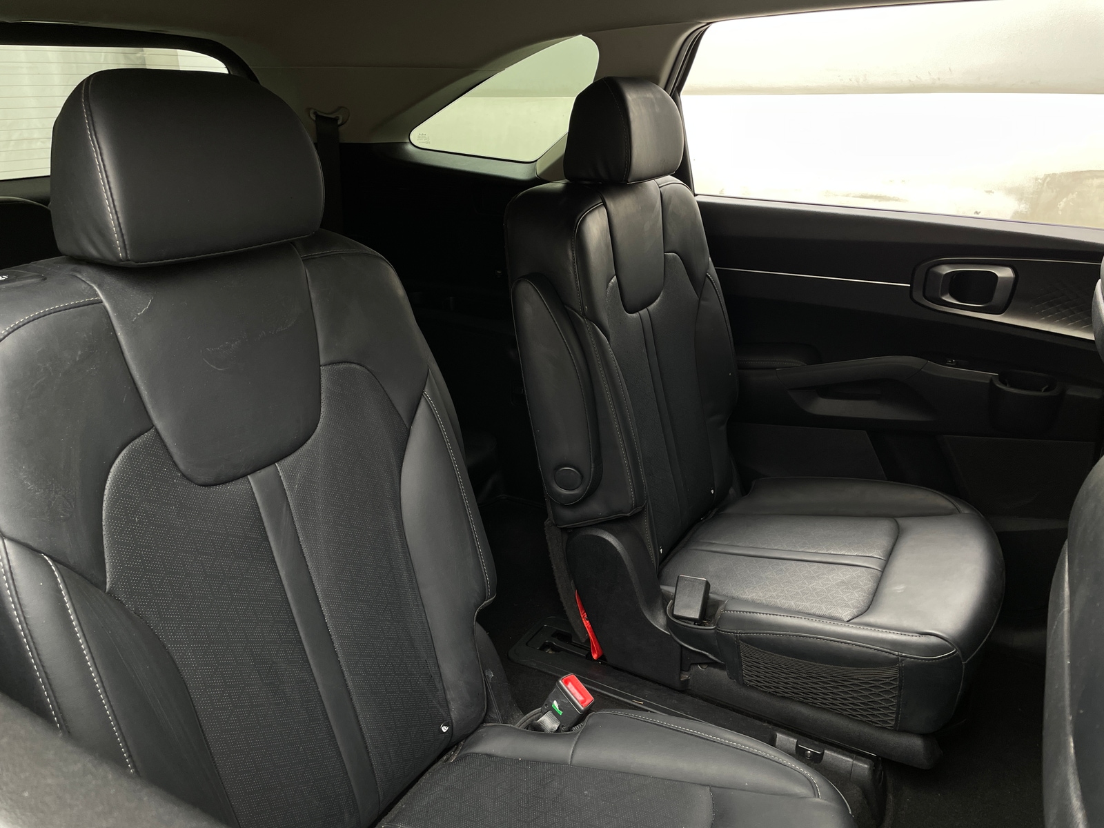 Thumbnail: 2022 Kia Sorento - 5