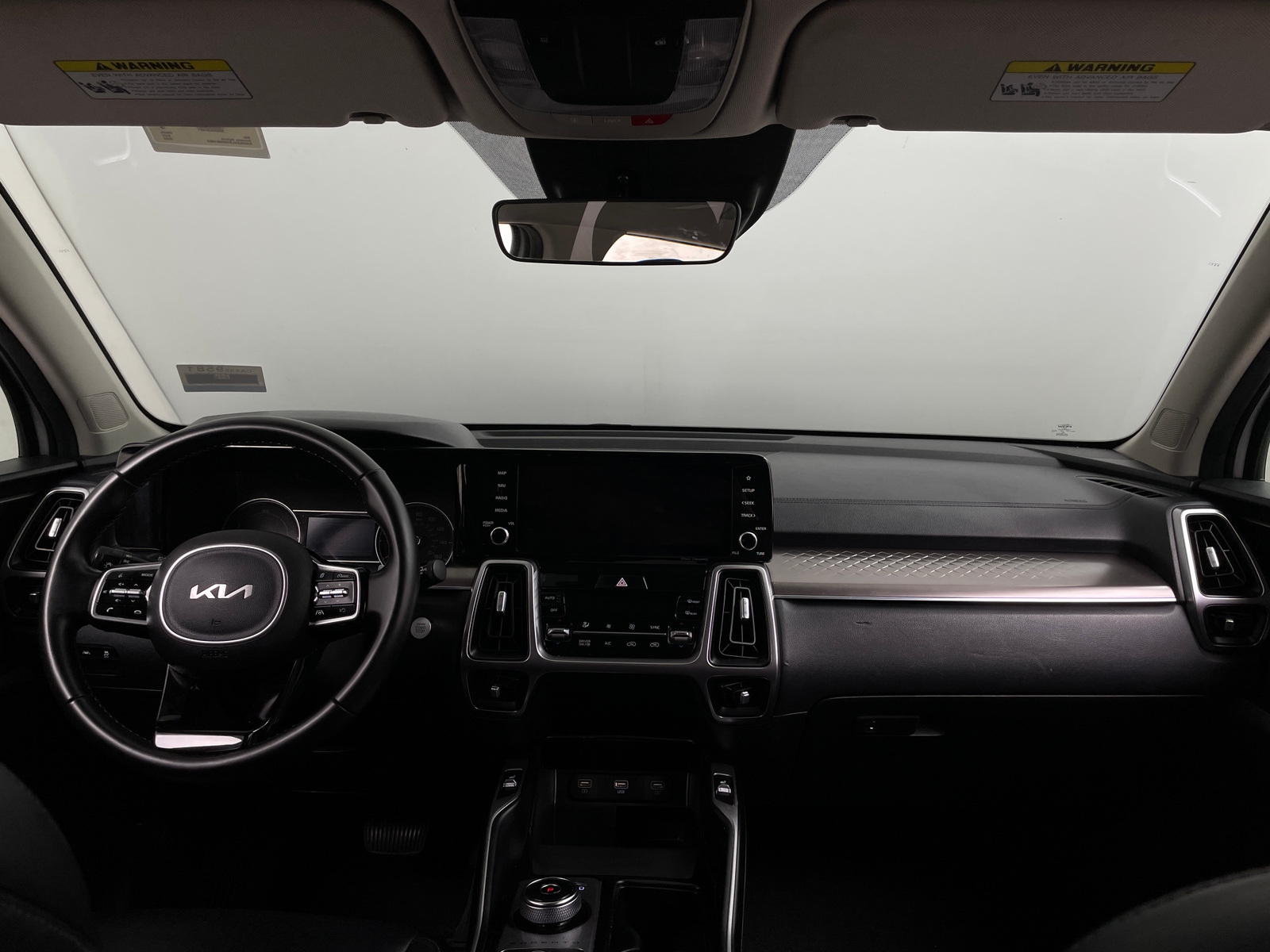Thumbnail: 2022 Kia Sorento - 2