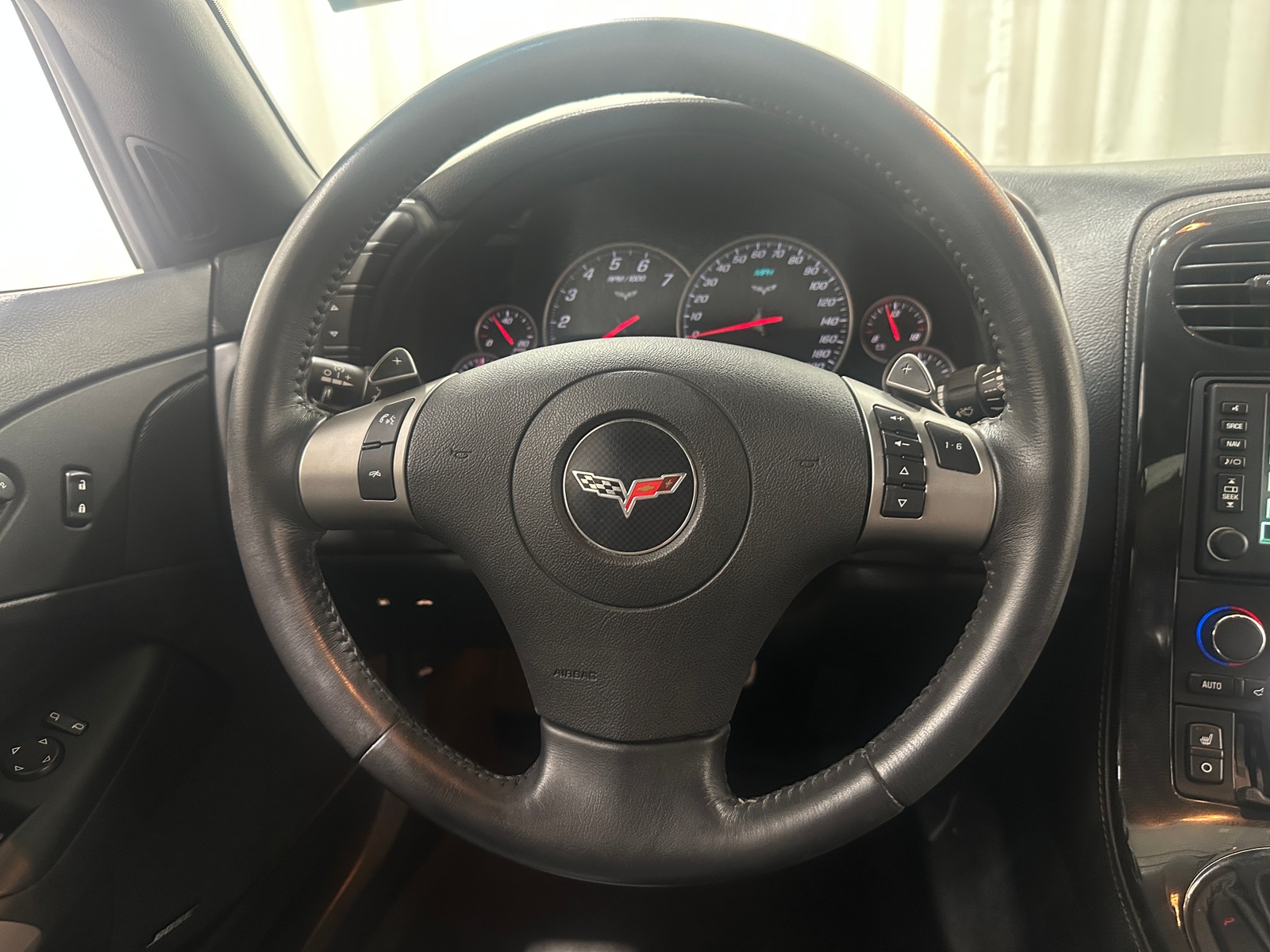 Thumbnail: 2010 Chevrolet Corvette - 4