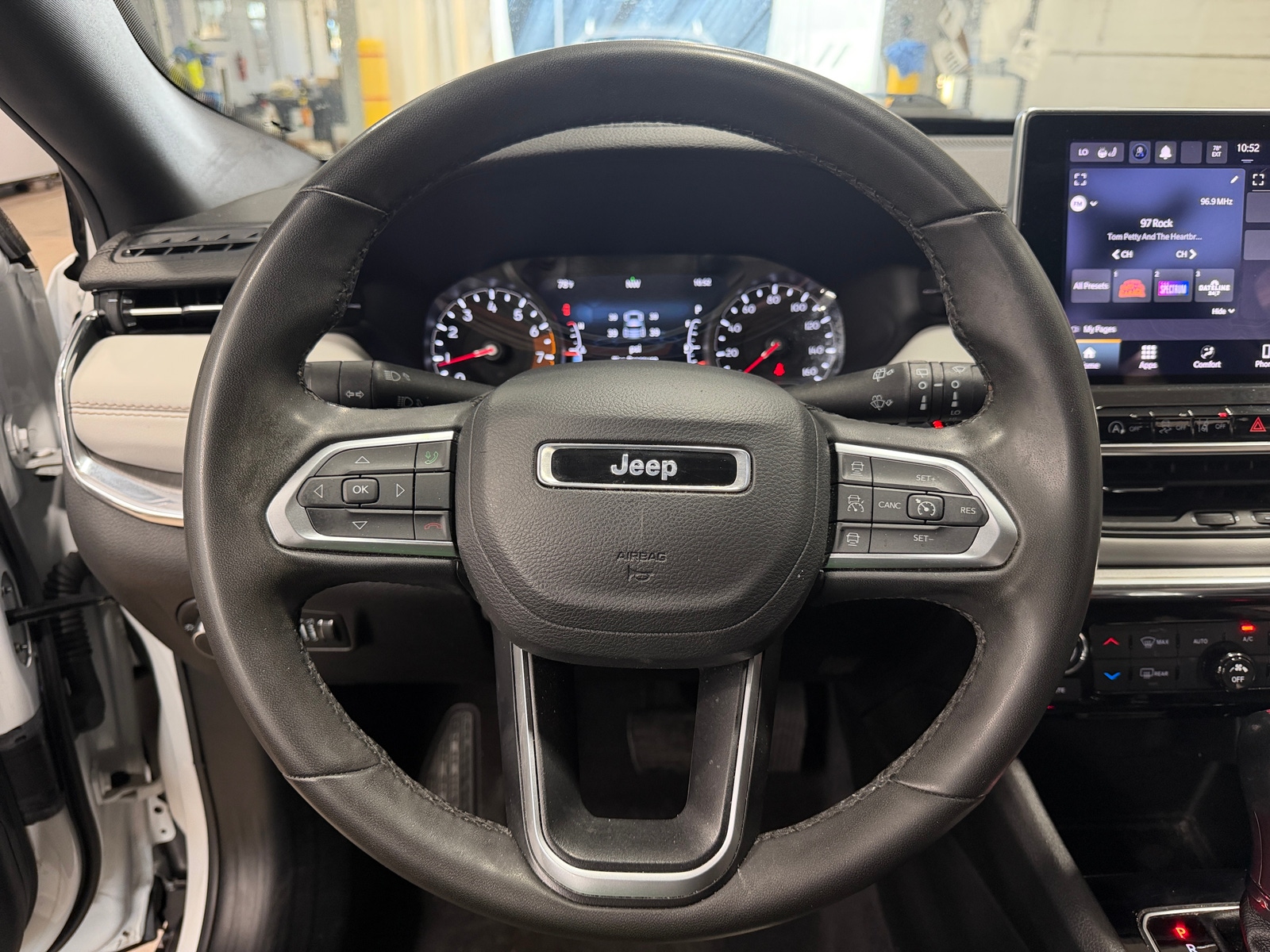 Thumbnail: 2023 Jeep Compass - 4