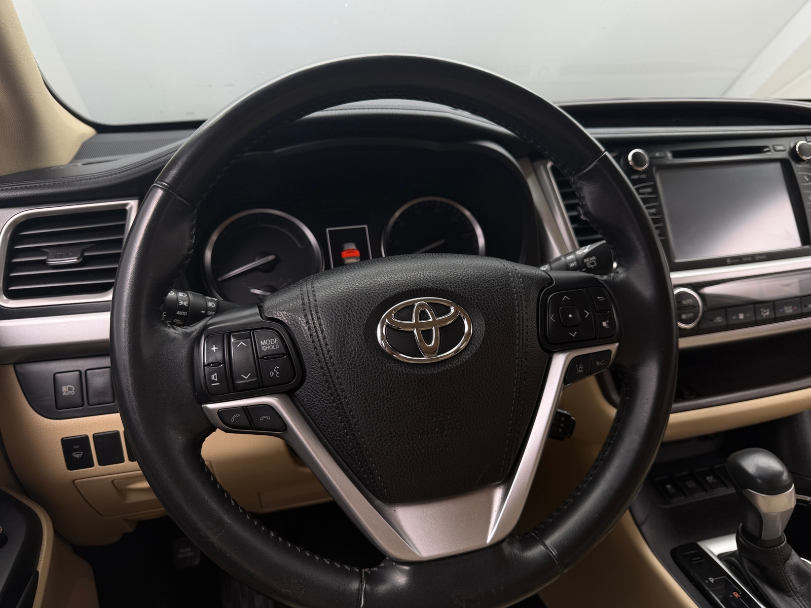 Thumbnail: 2017 Toyota Highlander - 5